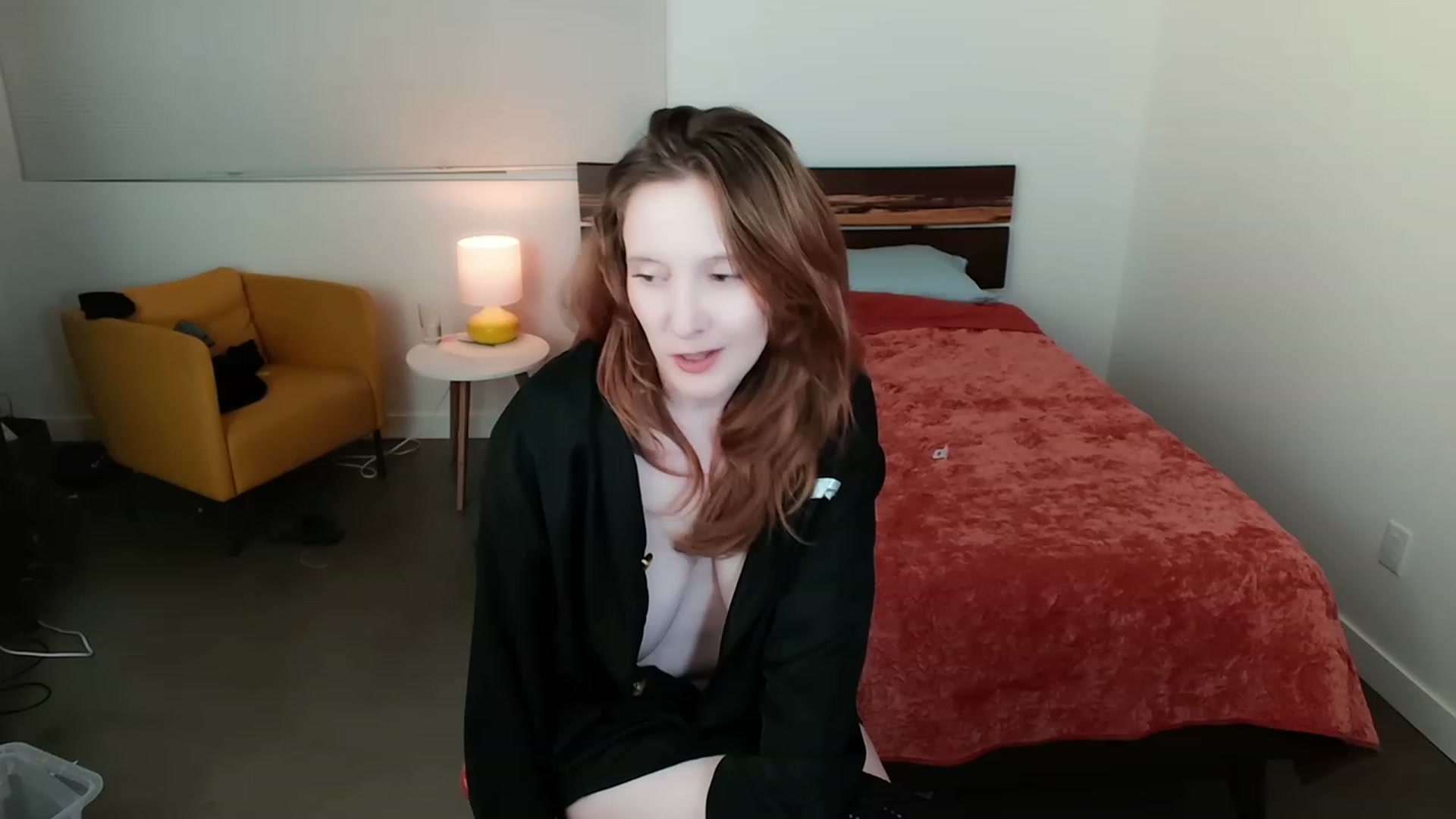 Gallery image thumbnail from consideruby's myfreecams stream on, 10/24/2023, 13:19 image 15 of 20
