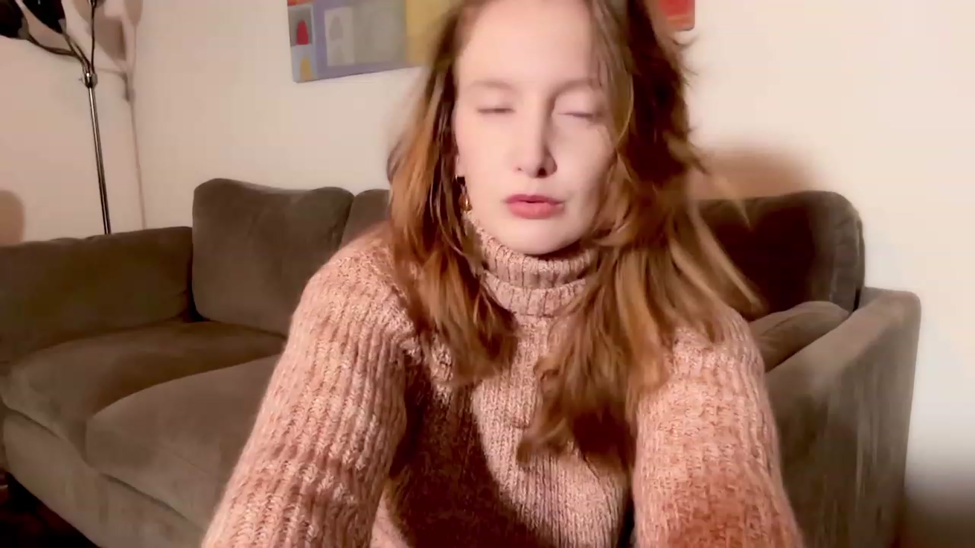 Gallery image thumbnail from consideruby's myfreecams stream on, 11/15/2023, 18:08 image 4 of 20