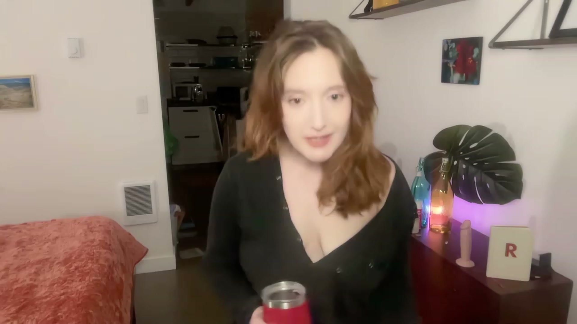 Gallery image thumbnail from consideruby's myfreecams stream on, 11/25/2023, 14:29 image 12 of 20