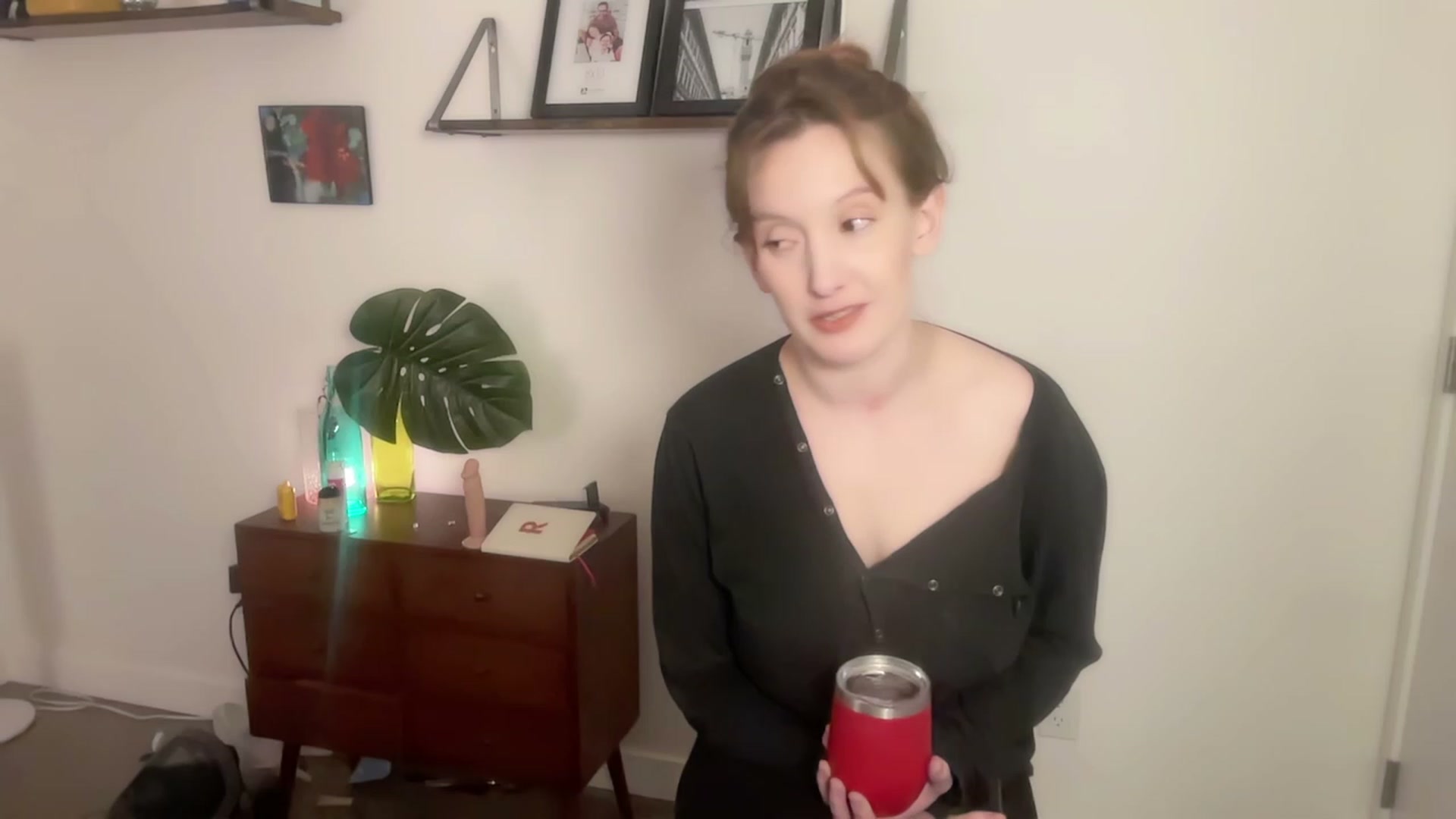 Gallery image thumbnail from consideruby's myfreecams stream on, 11/25/2023, 16:14 image 10 of 20