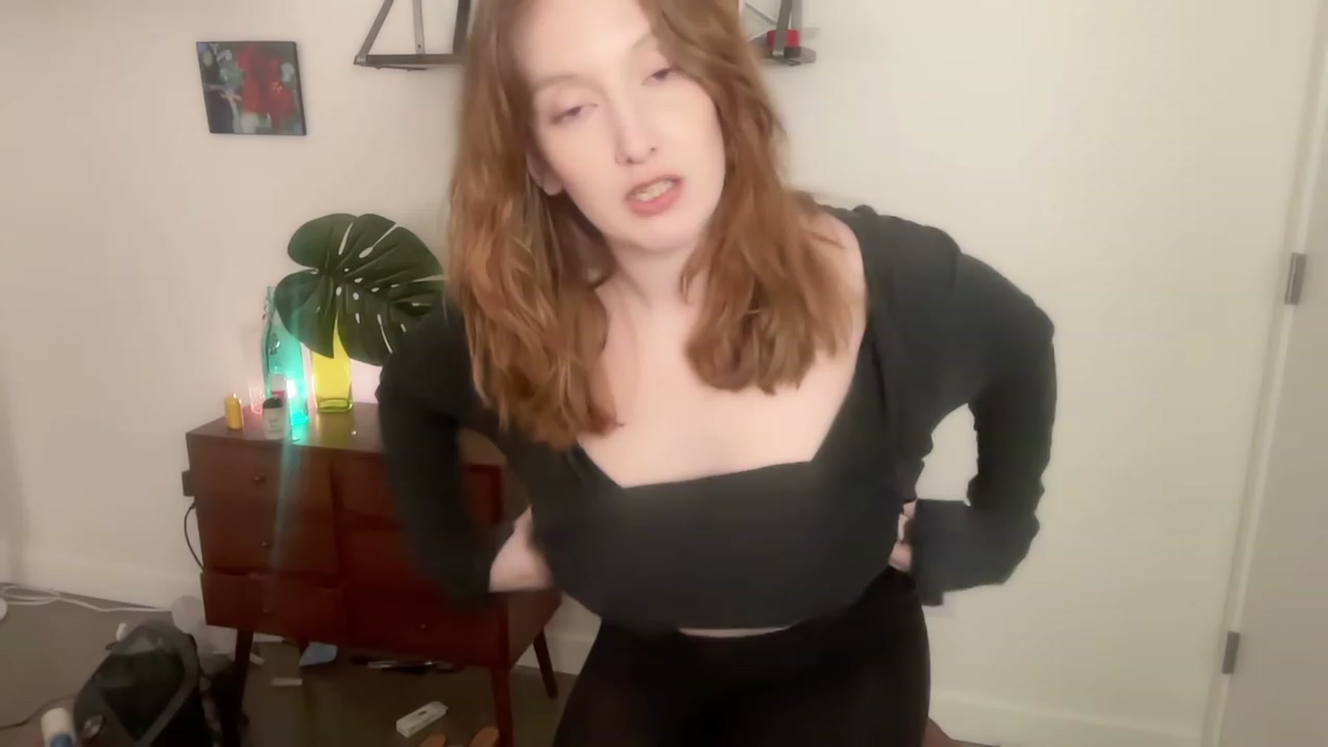 Gallery image thumbnail from consideruby's myfreecams stream on, 11/25/2023, 17:26 image 4 of 20