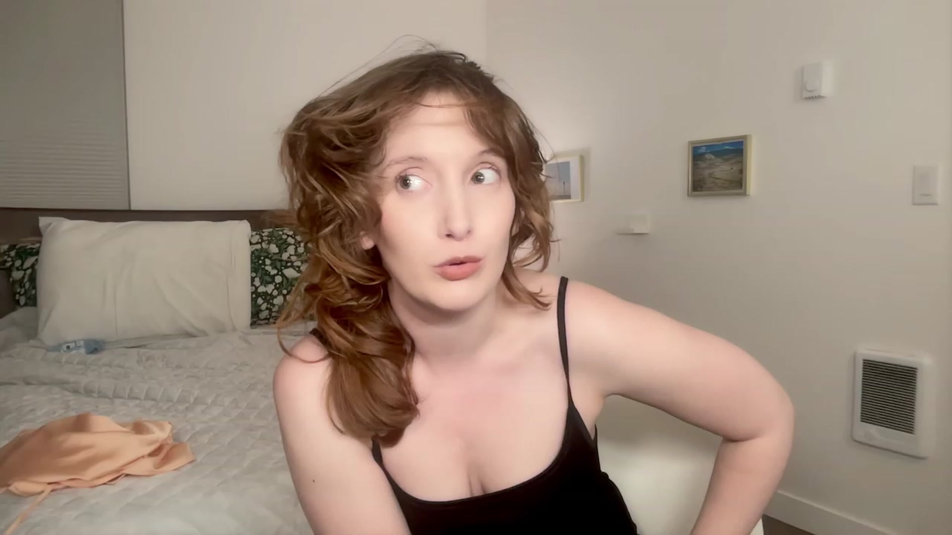 Gallery image thumbnail from consideruby's myfreecams stream on, 12/28/2023, 12:22 image 7 of 20