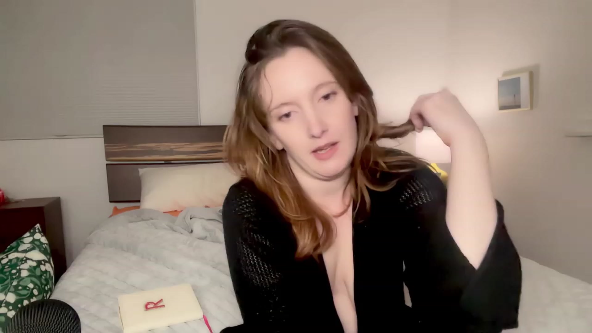 Gallery image thumbnail from consideruby's myfreecams stream on, 01/02/2024, 13:18 image 20 of 20