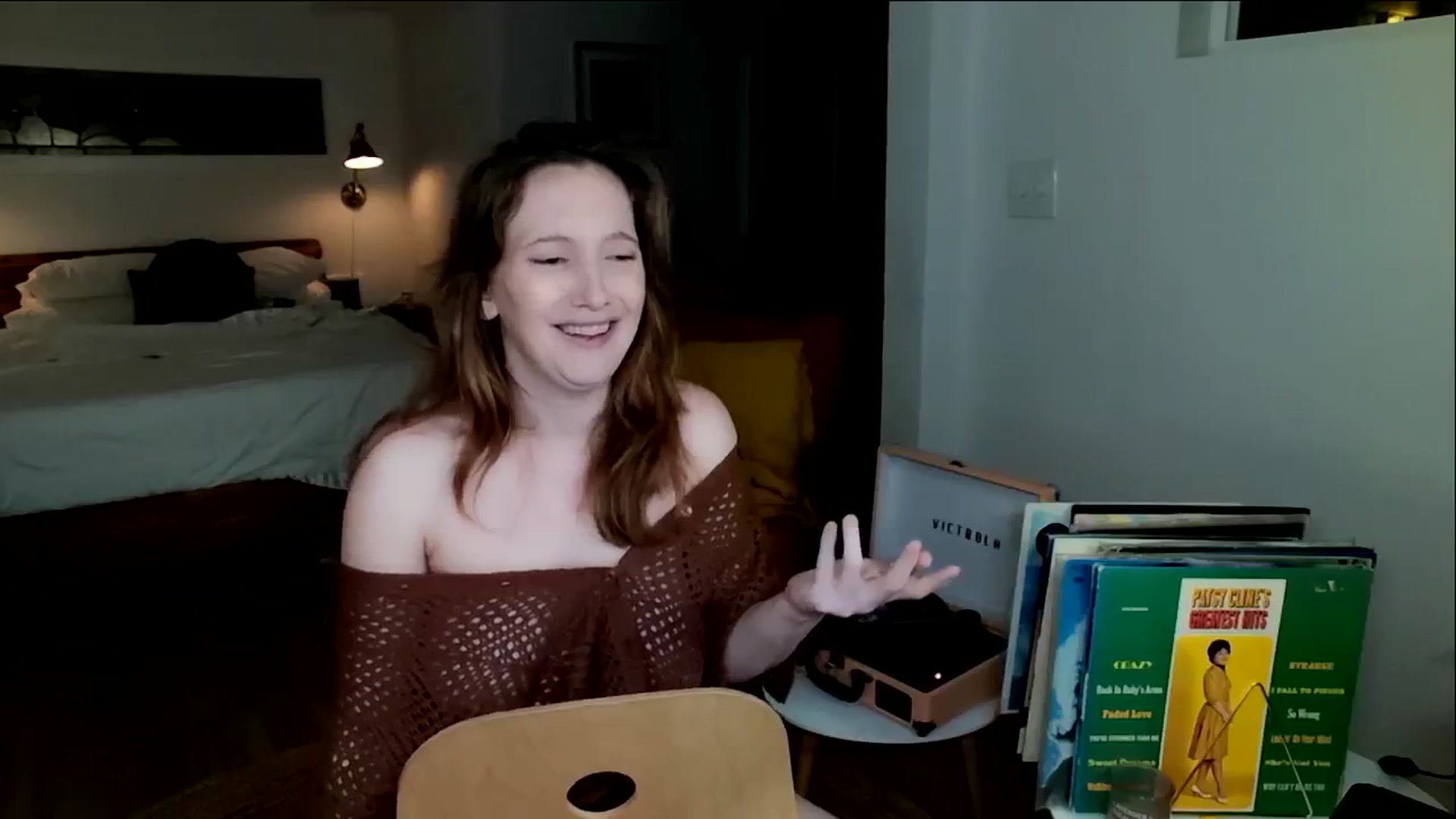 Gallery image thumbnail from consideruby's myfreecams stream on, 03/04/2024, 09:17 image 7 of 20