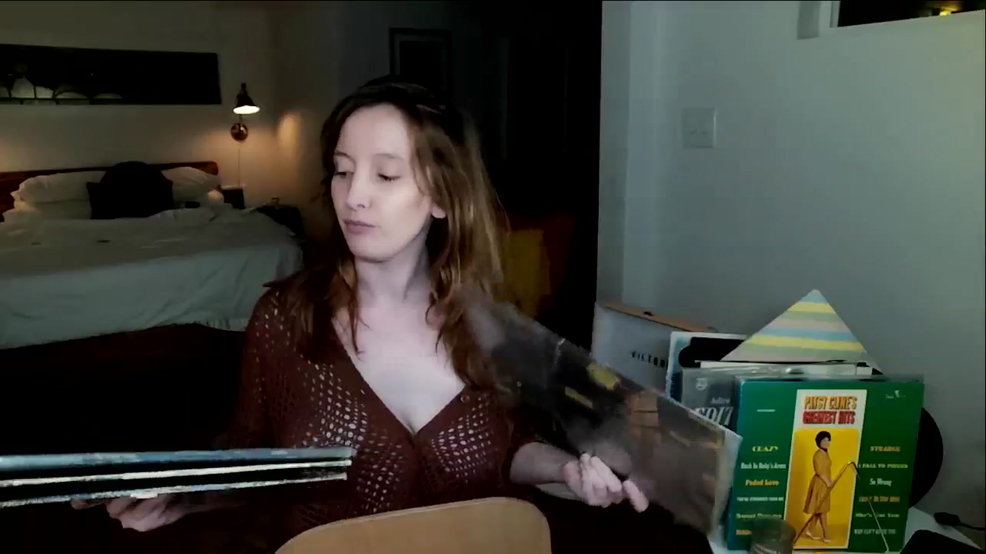 Gallery image thumbnail from consideruby's myfreecams stream on, 03/04/2024, 09:17 image 10 of 20