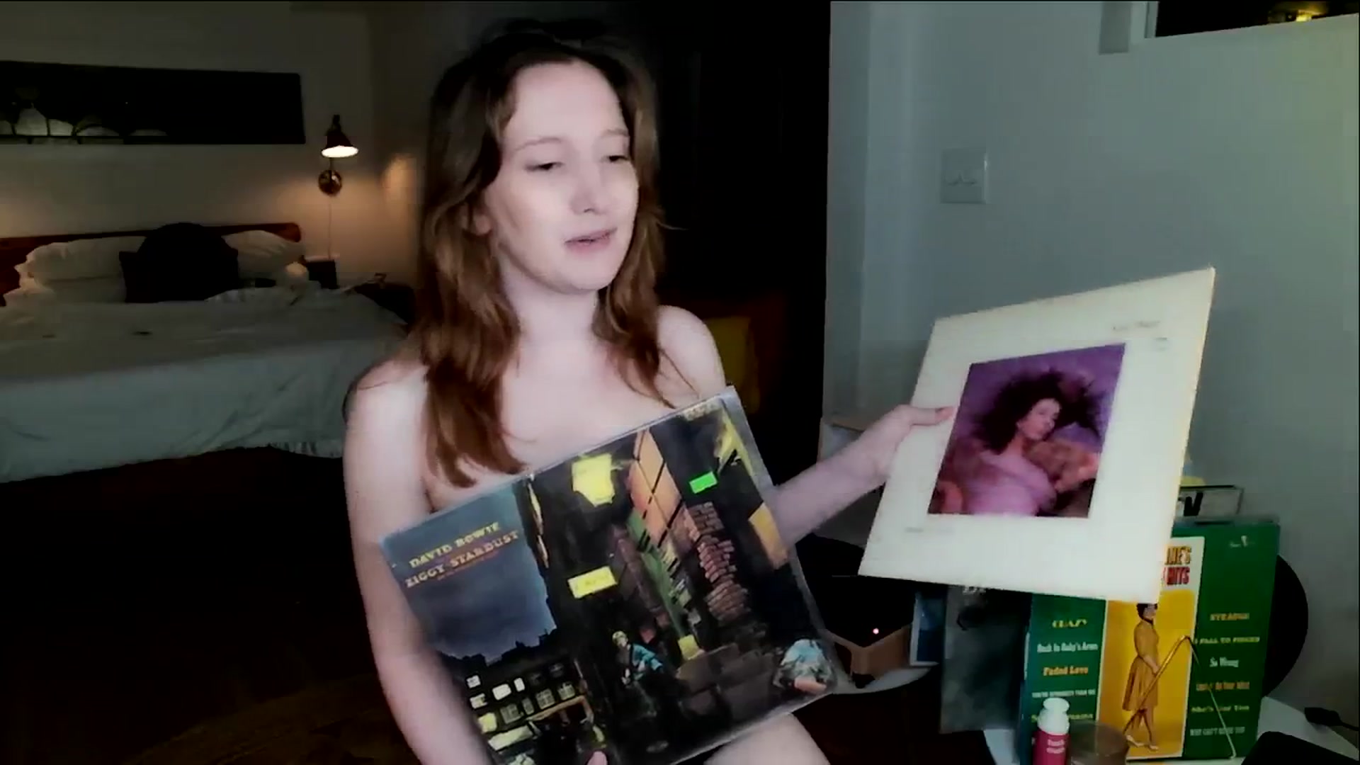 Gallery image thumbnail from consideruby's myfreecams stream on, 03/04/2024, 09:17 image 14 of 20
