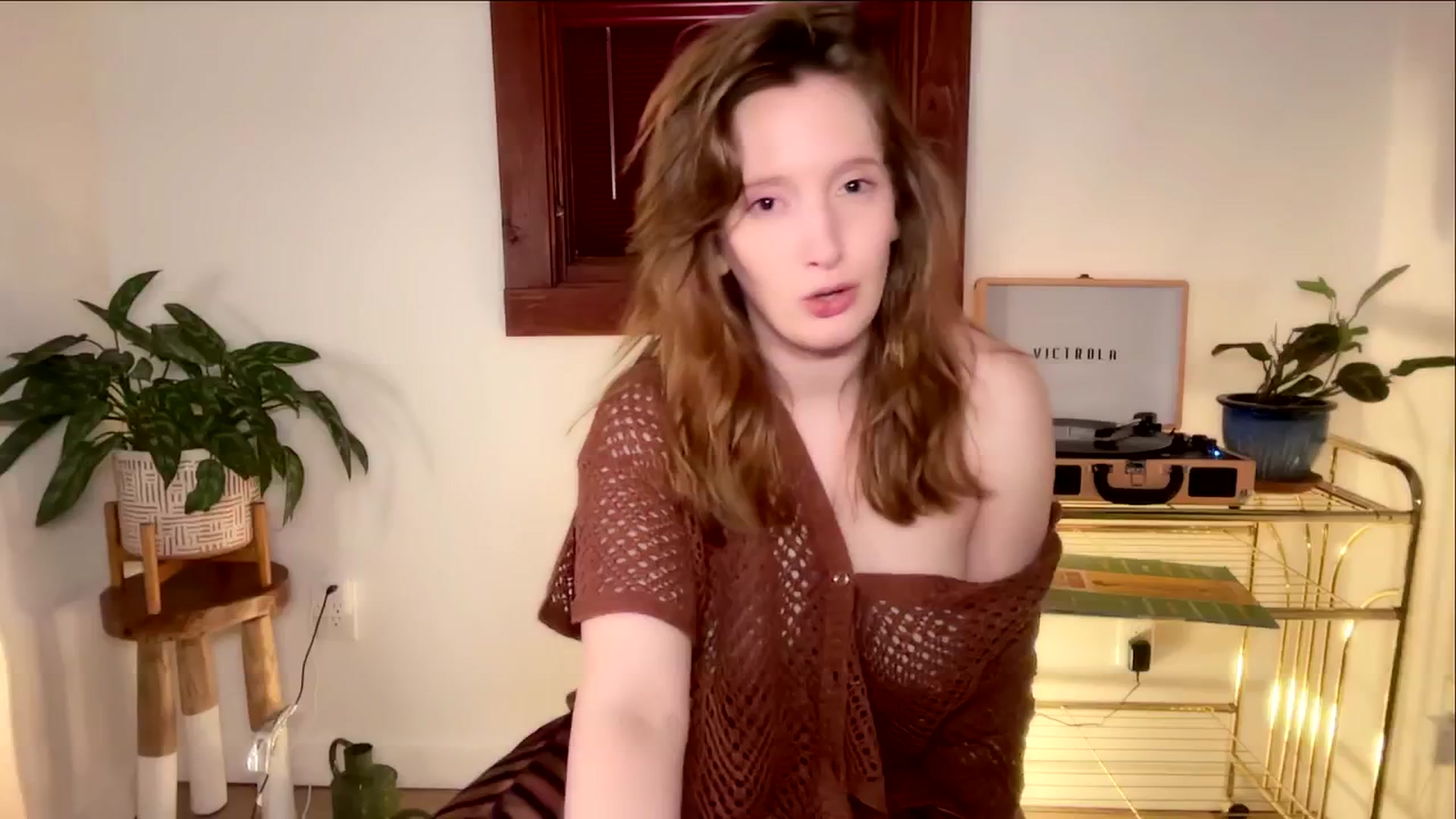 Gallery image thumbnail from consideruby's myfreecams stream on, 03/05/2024, 15:00 image 15 of 20