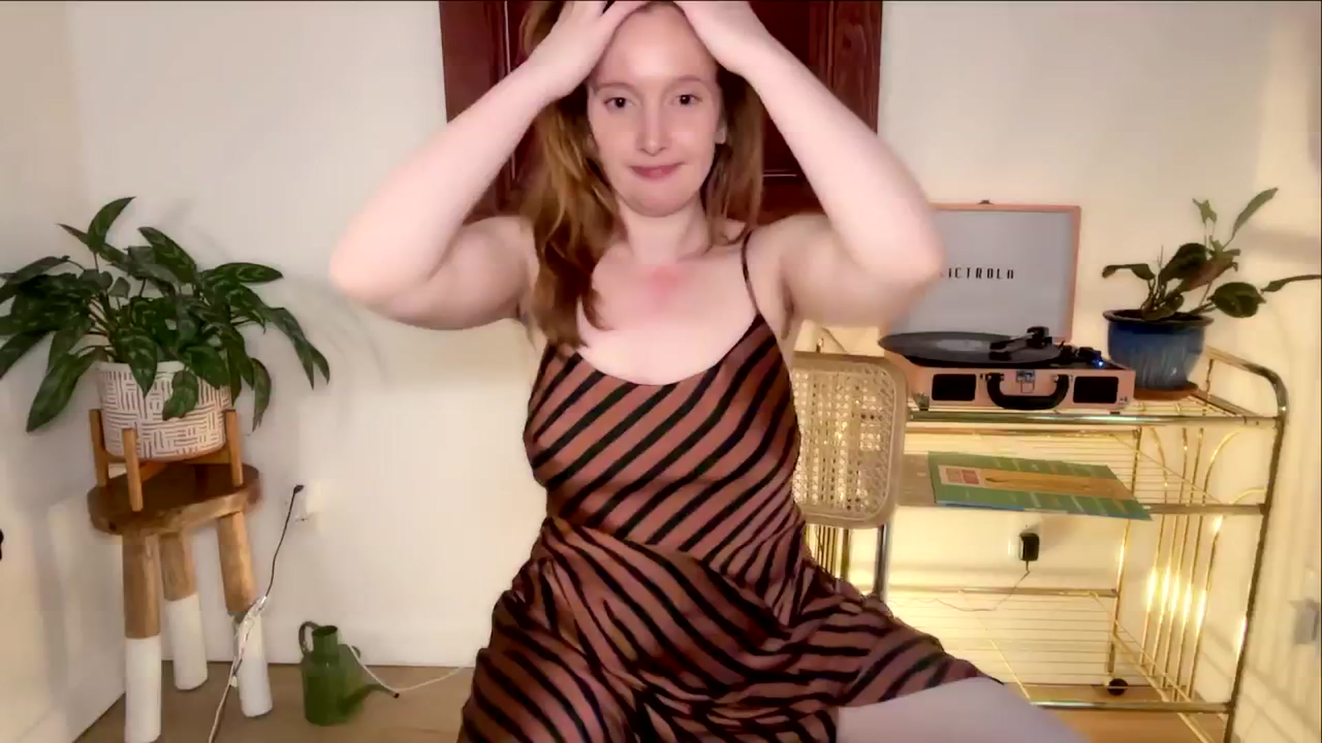 Gallery image thumbnail from consideruby's myfreecams stream on, 03/05/2024, 16:33 image 11 of 20