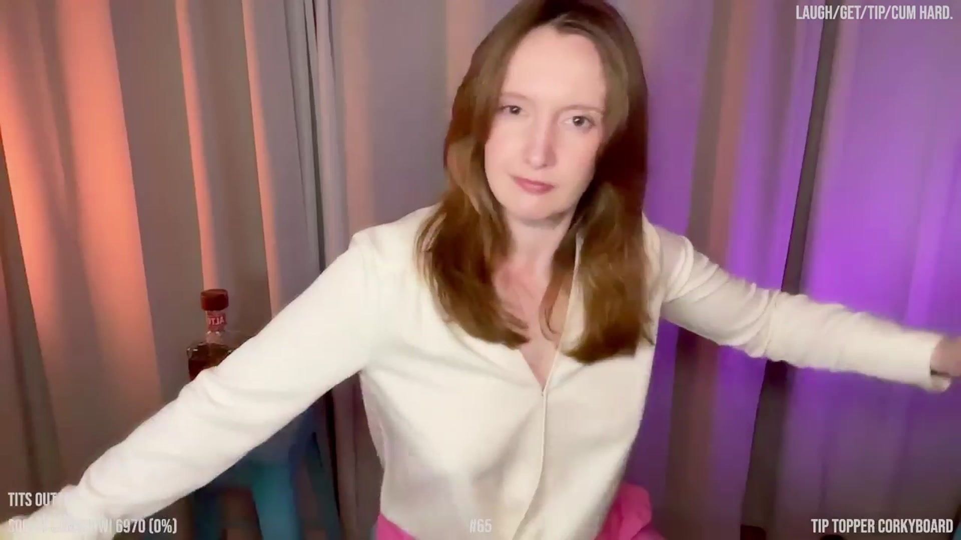 Gallery image thumbnail from consideruby's myfreecams stream on, 03/21/2024, 08:34 image 19 of 20