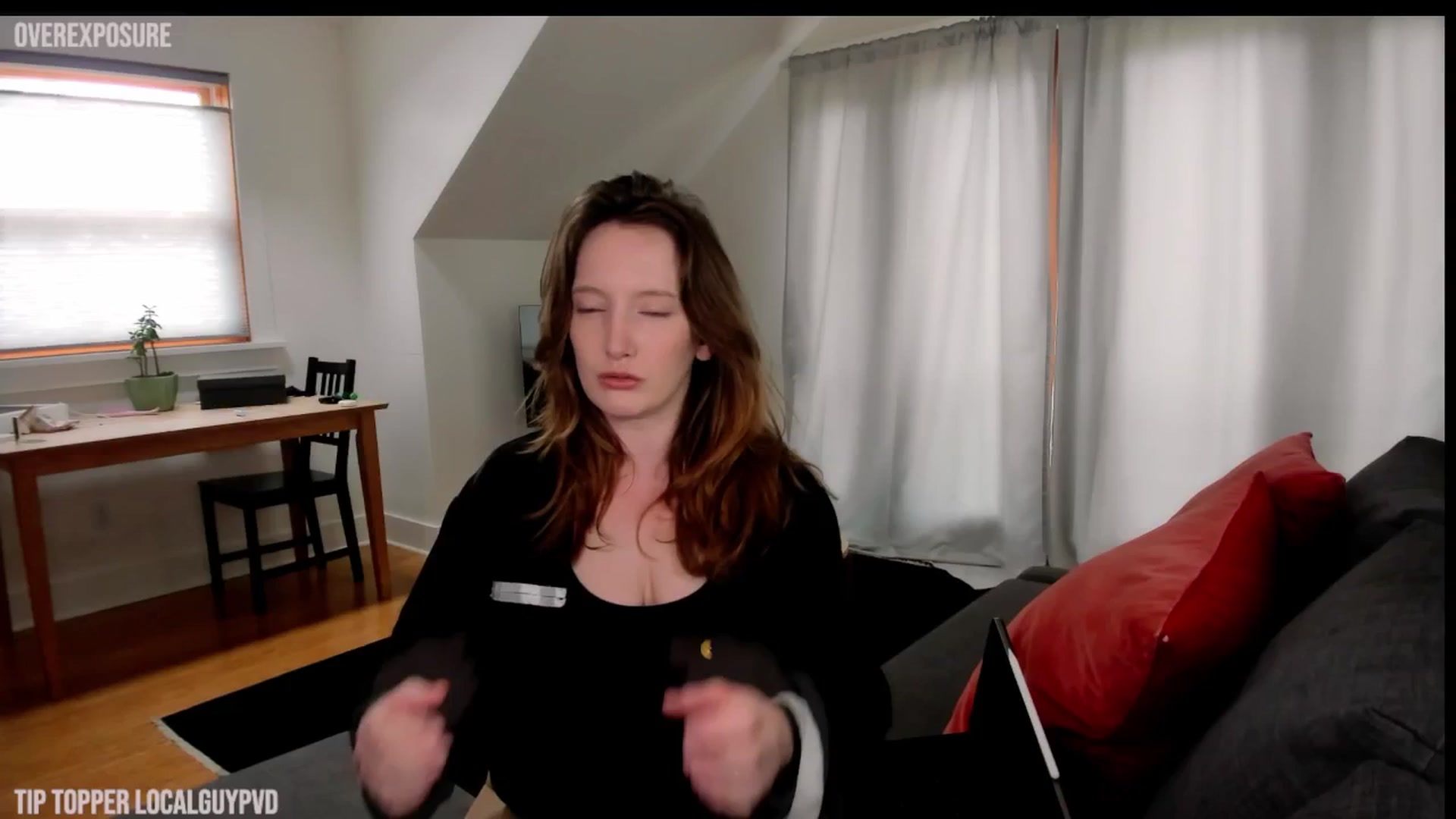 Gallery image thumbnail from consideruby's myfreecams stream on, 05/06/2024, 20:51 image 7 of 20
