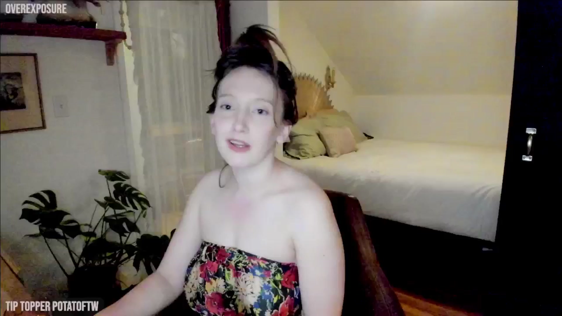 Gallery image thumbnail from consideruby's myfreecams stream on, 05/10/2024, 13:02 image 9 of 20