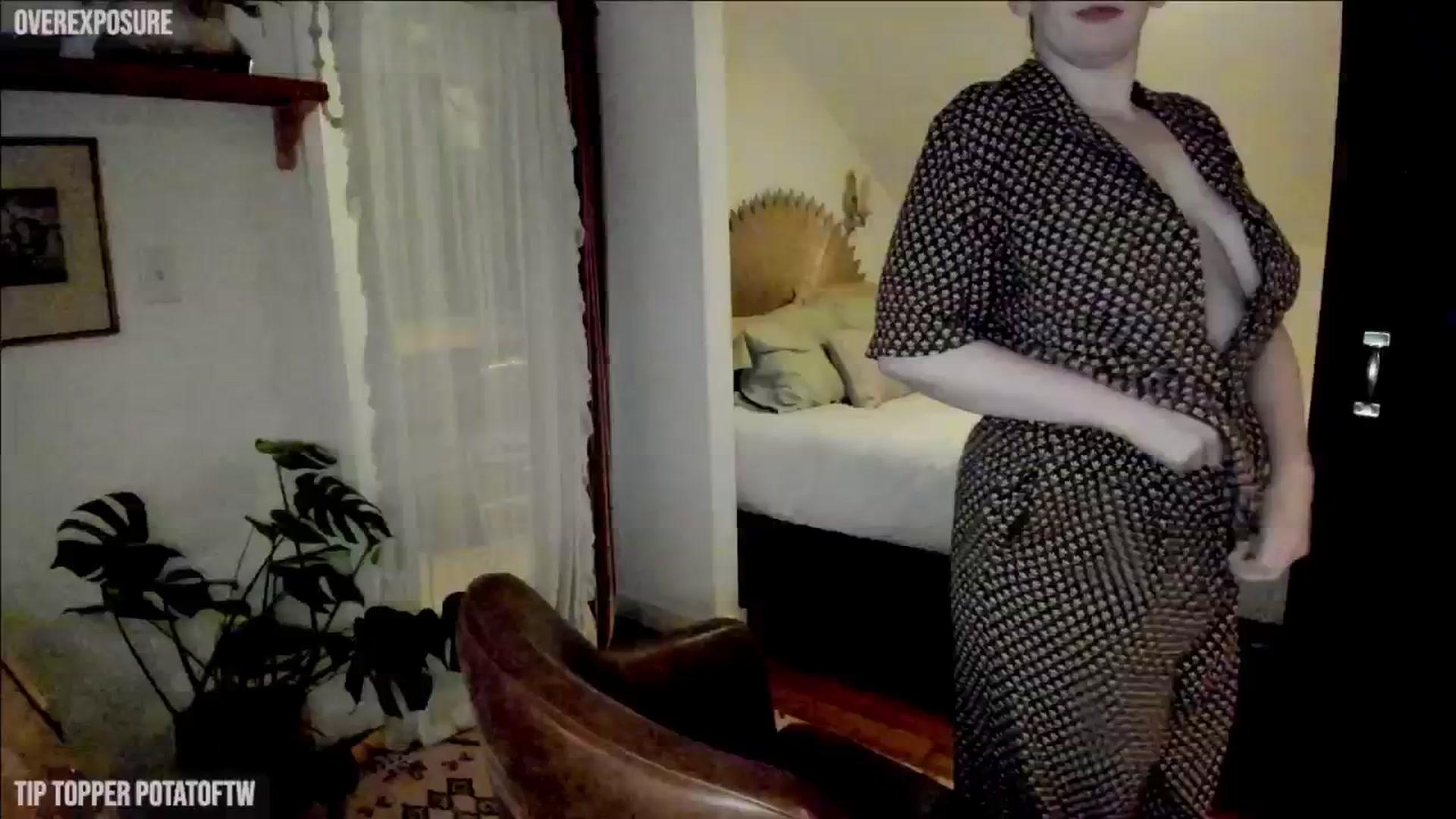 Gallery image thumbnail from consideruby's myfreecams stream on, 05/10/2024, 13:02 image 11 of 20