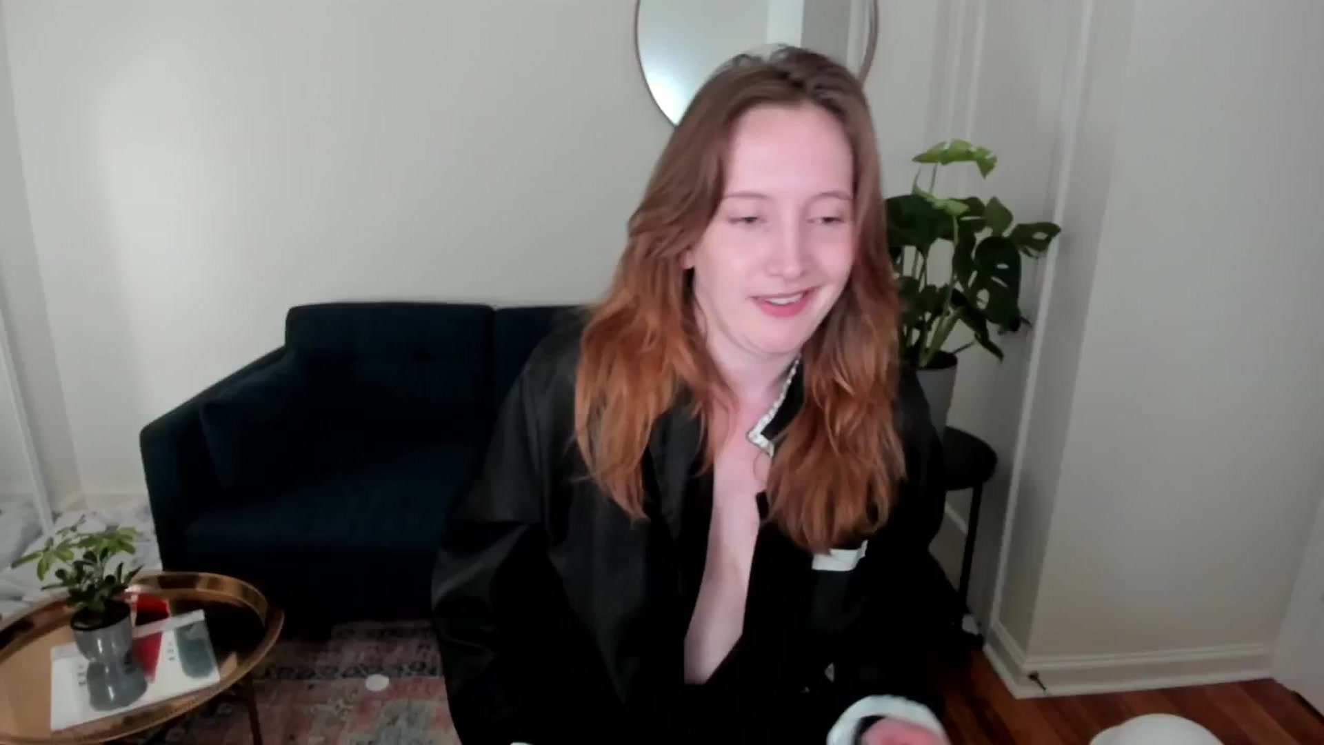 Gallery image thumbnail from consideruby's myfreecams stream on, 06/06/2024, 10:31 image 14 of 20