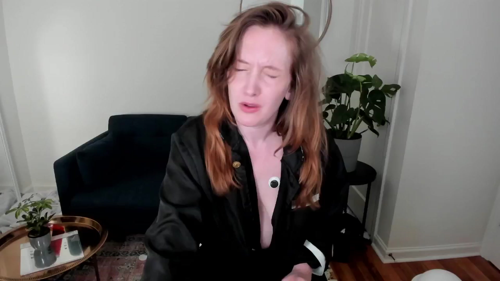 Gallery image thumbnail from consideruby's myfreecams stream on, 06/06/2024, 10:31 image 12 of 20