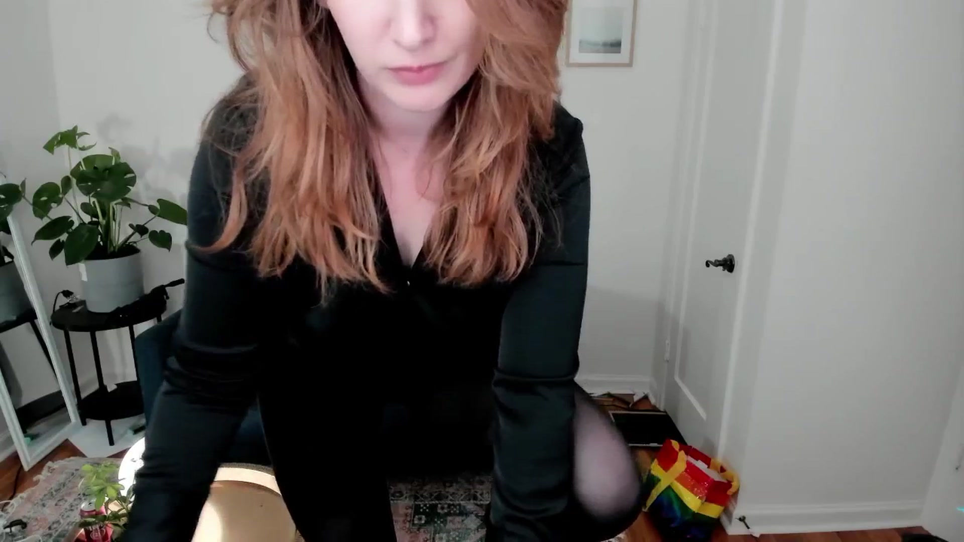 Gallery image thumbnail from consideruby's myfreecams stream on, 06/12/2024, 07:05 image 2 of 20