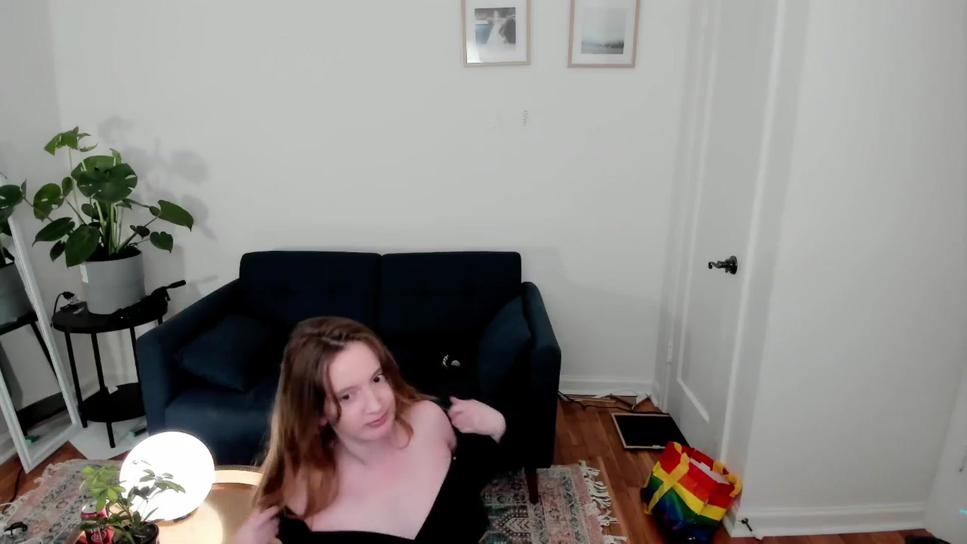 Gallery image thumbnail from consideruby's myfreecams stream on, 06/12/2024, 07:05 image 12 of 20