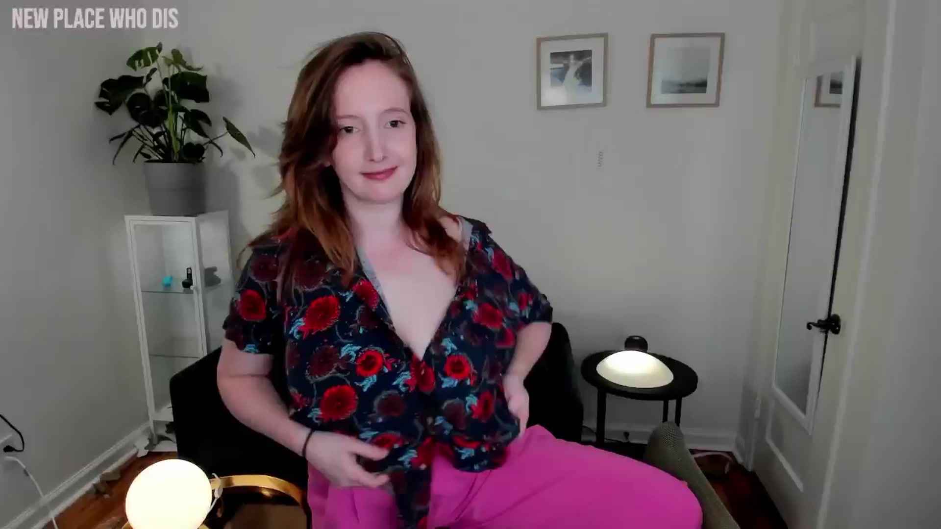 Gallery image thumbnail from consideruby's myfreecams stream on, 06/14/2024, 08:56 image 1 of 20