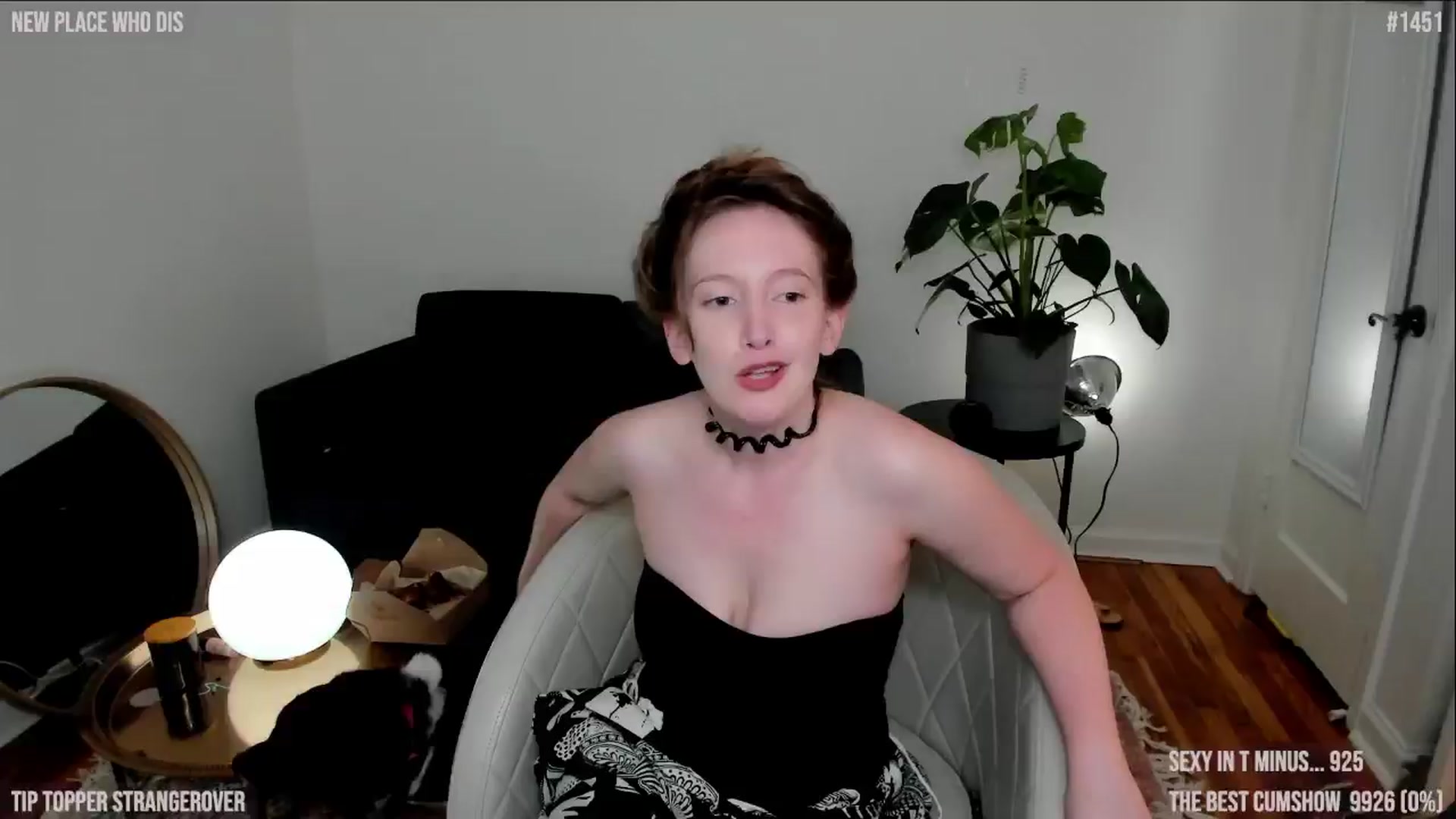 Gallery image thumbnail from consideruby's myfreecams stream on, 06/22/2024, 05:21 image 4 of 20