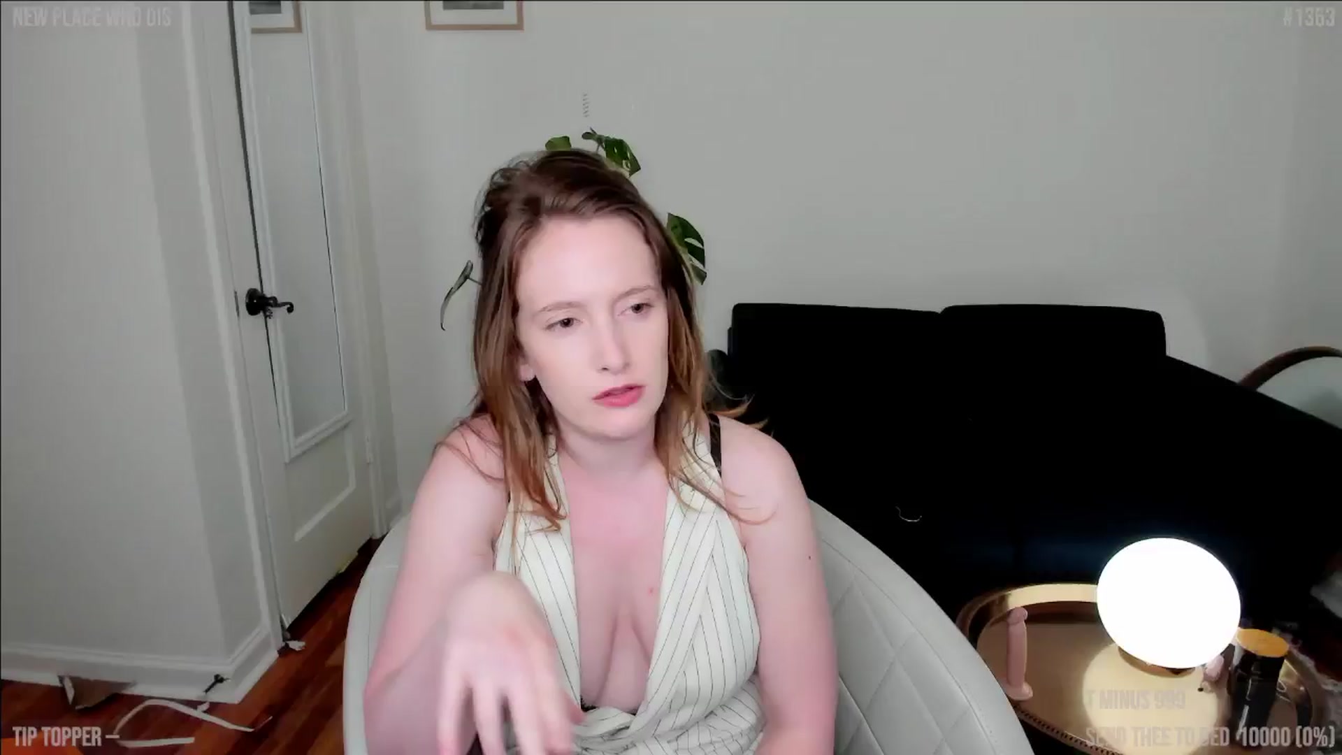 Gallery image thumbnail from consideruby's myfreecams stream on, 06/25/2024, 07:02 image 13 of 20