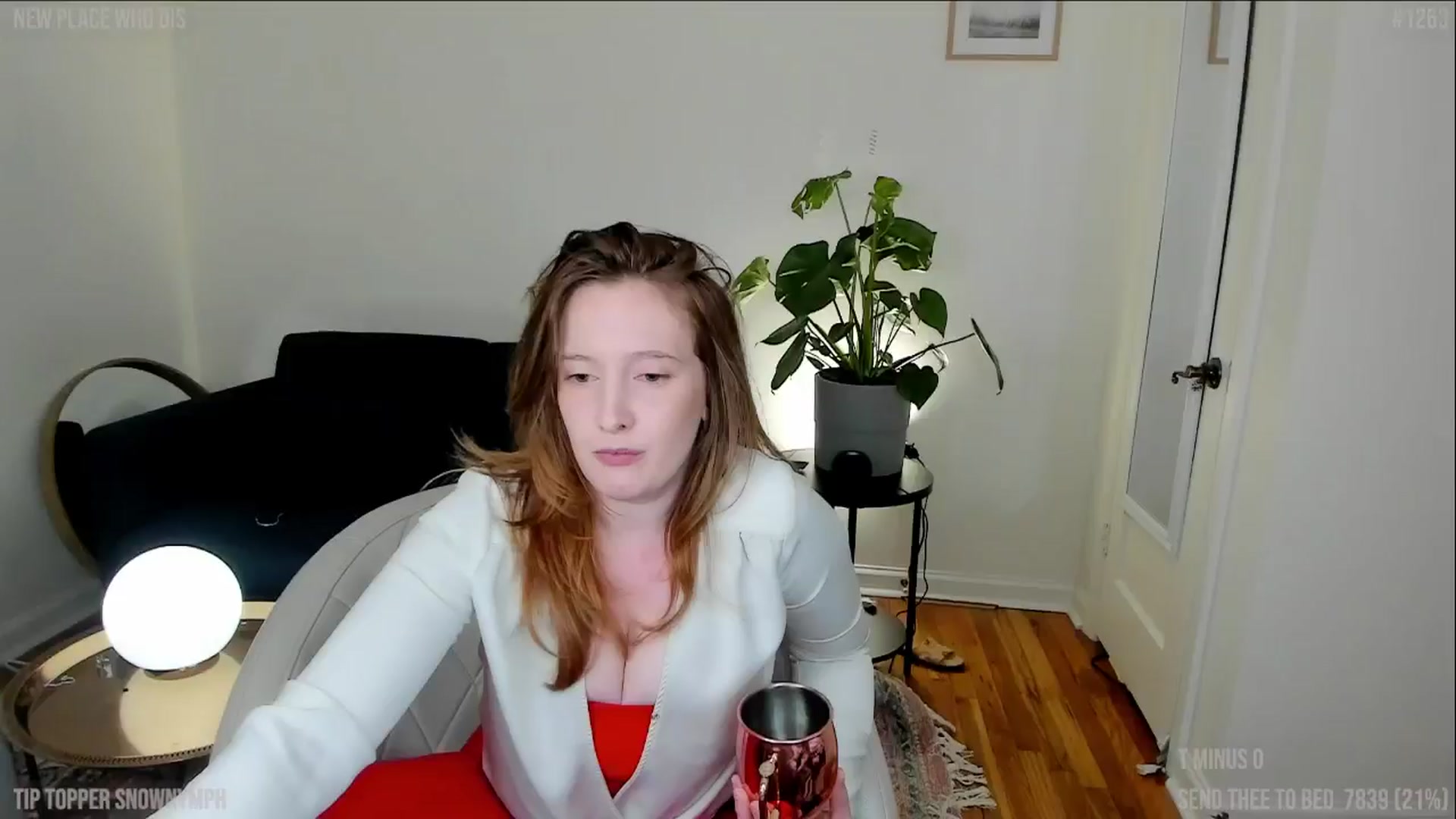 Gallery image thumbnail from consideruby's myfreecams stream on, 06/27/2024, 09:18 image 15 of 20