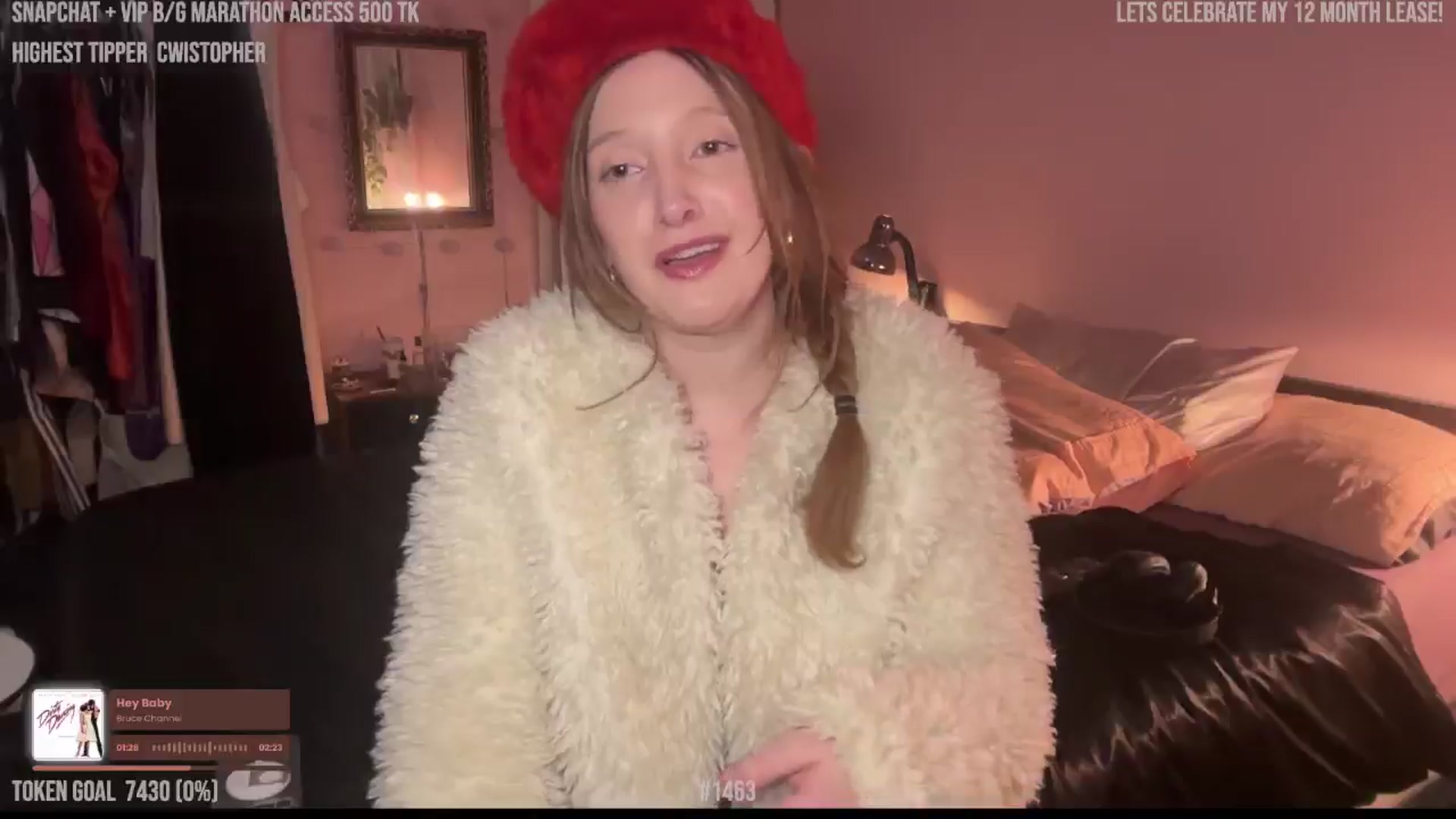 Gallery image thumbnail from consideruby's myfreecams stream on, 12/25/2024, 11:21 image 15 of 20