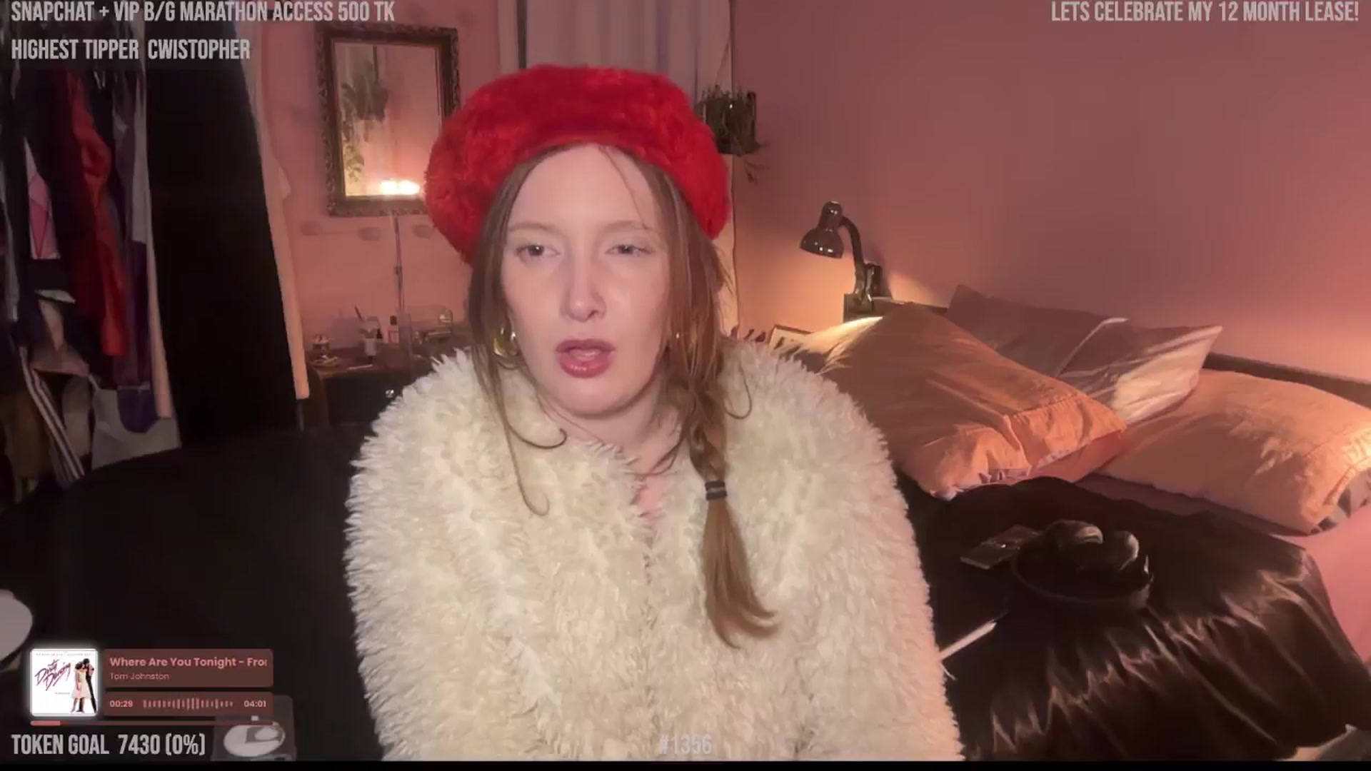 Gallery image thumbnail from consideruby's myfreecams stream on, 12/25/2024, 11:21 image 19 of 20