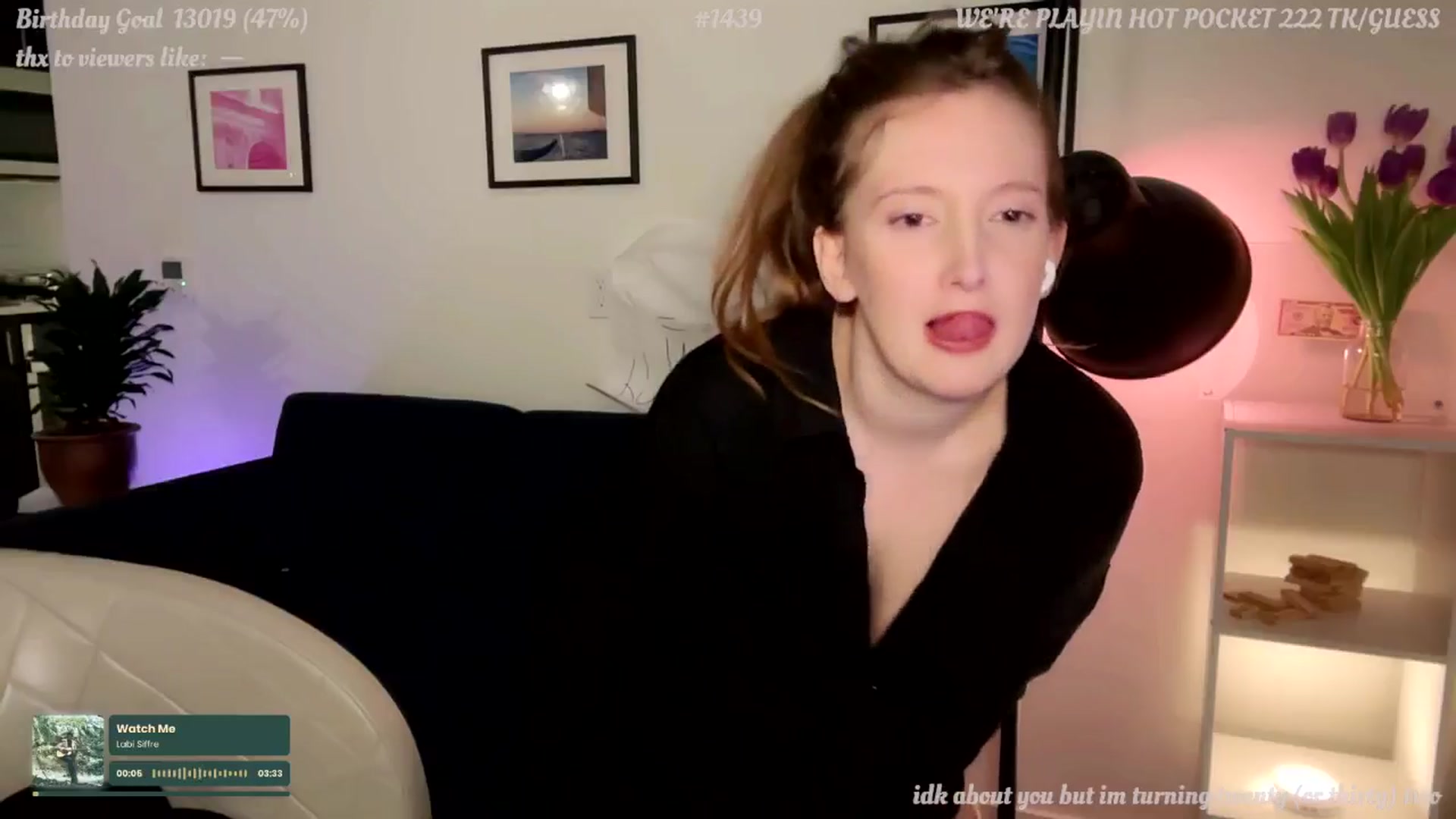 Gallery image thumbnail from consideruby's myfreecams stream on, 01/30/2025, 12:16 image 11 of 20