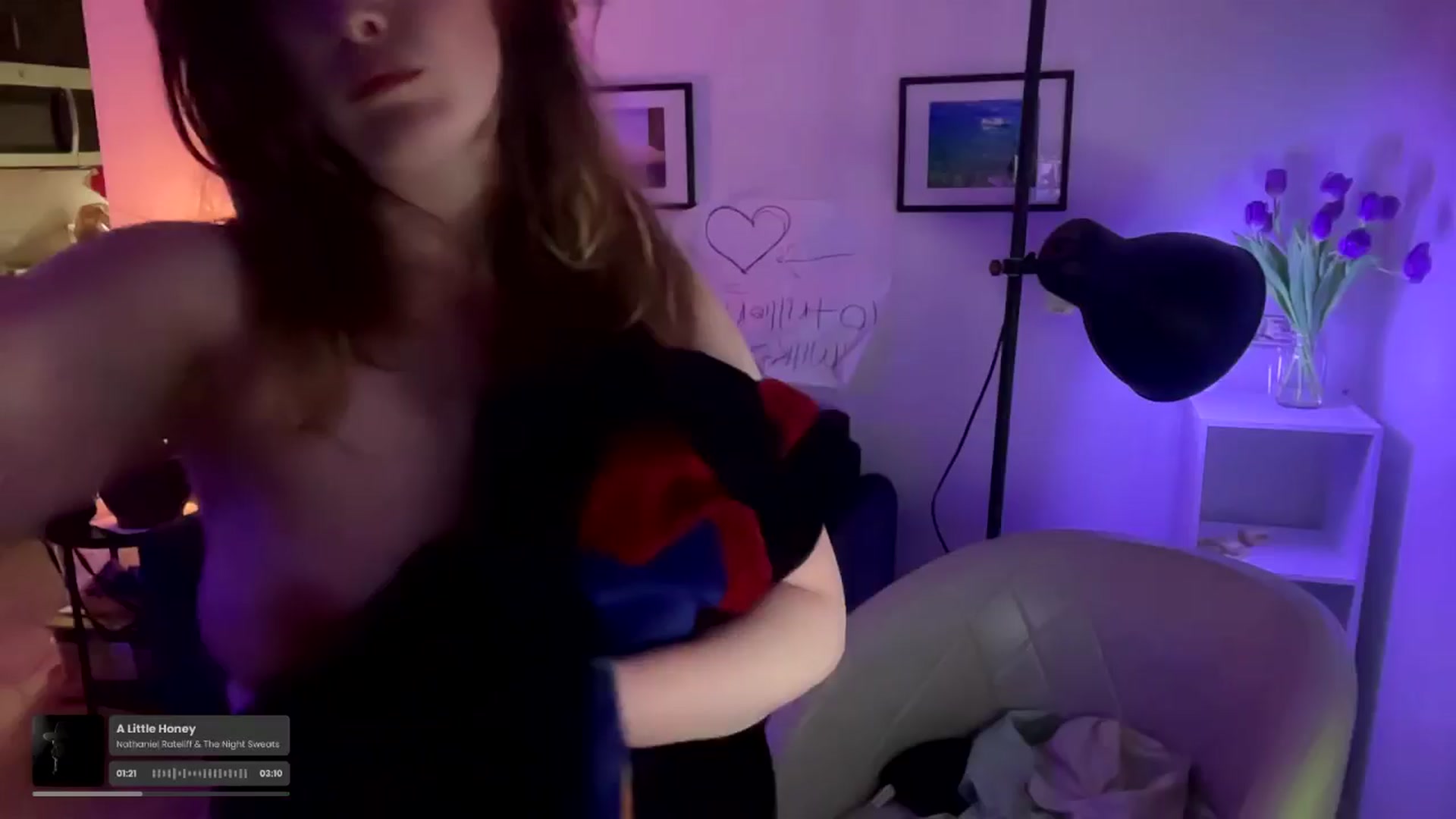 Gallery image thumbnail from consideruby's myfreecams stream on, 01/31/2025, 15:24 image 18 of 20