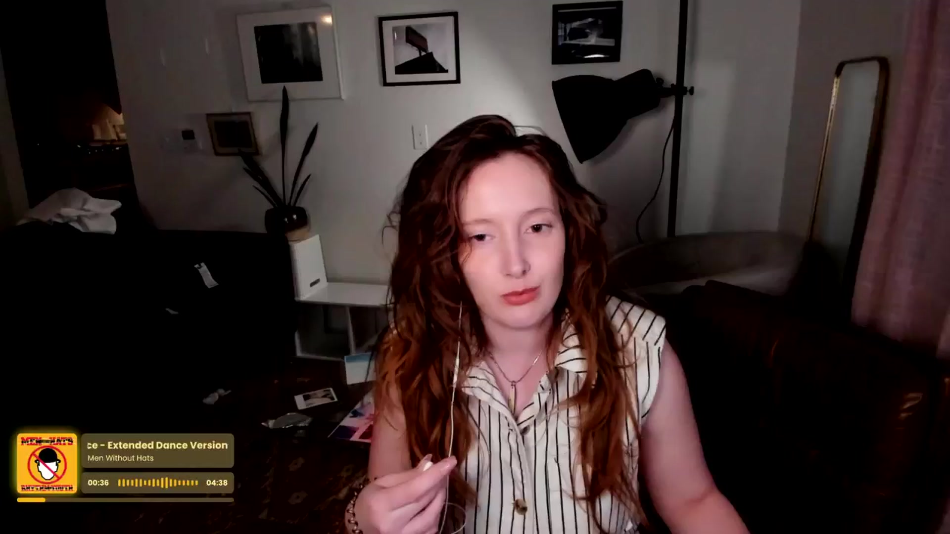 Gallery image thumbnail from consideruby's myfreecams stream on, 03/04/2025, 13:58 image 5 of 20