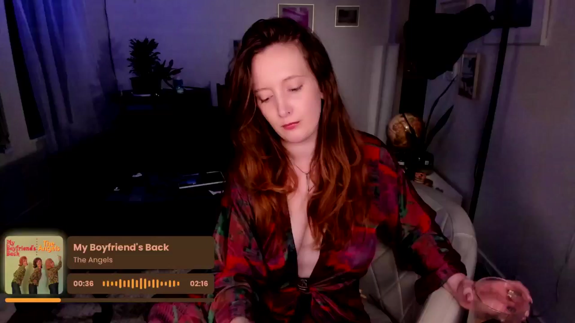 Gallery image thumbnail from consideruby's myfreecams stream on, 03/10/2025, 10:22 image 17 of 20