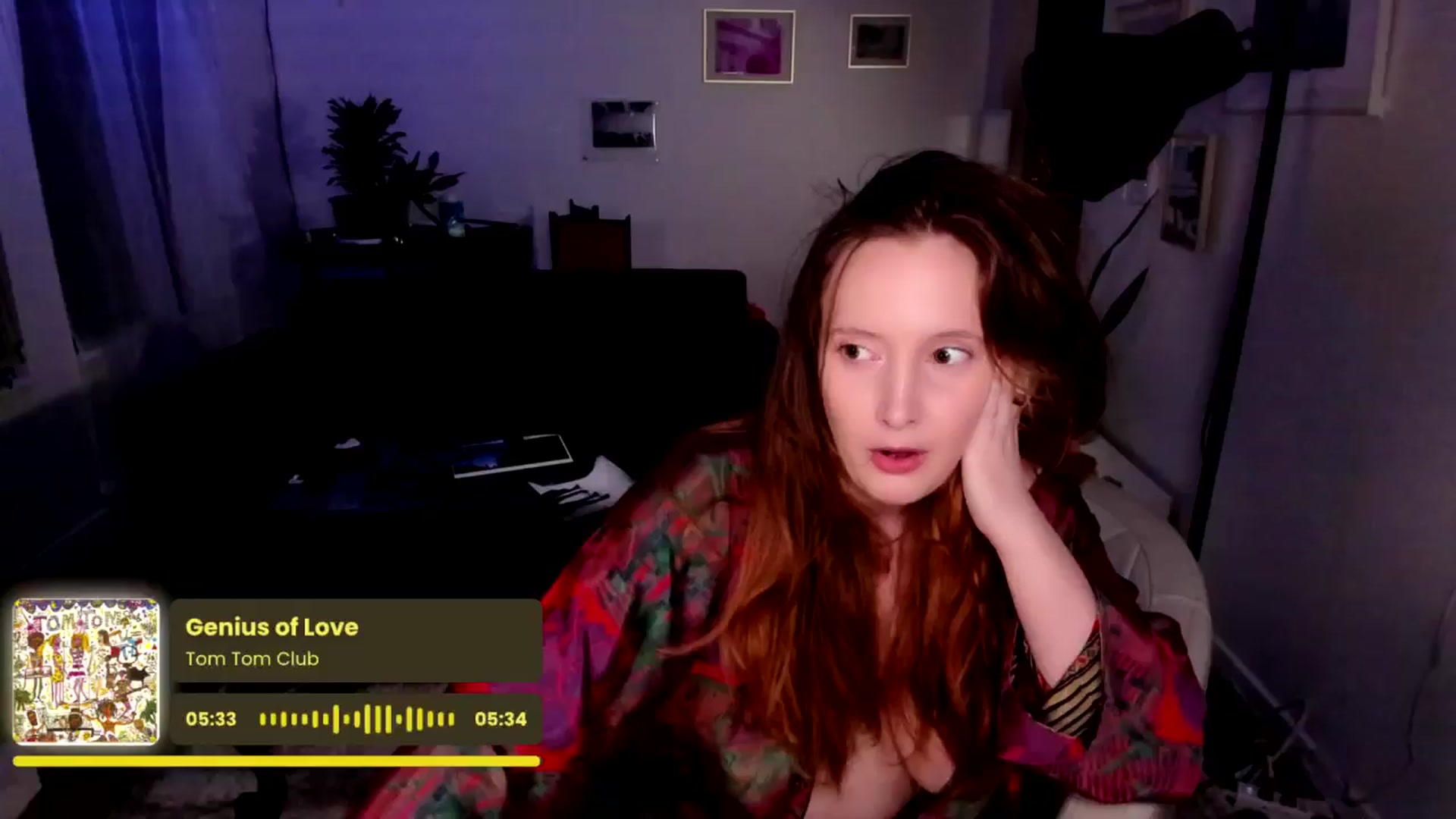 Gallery image thumbnail from consideruby's myfreecams stream on, 03/10/2025, 10:22 image 1 of 20