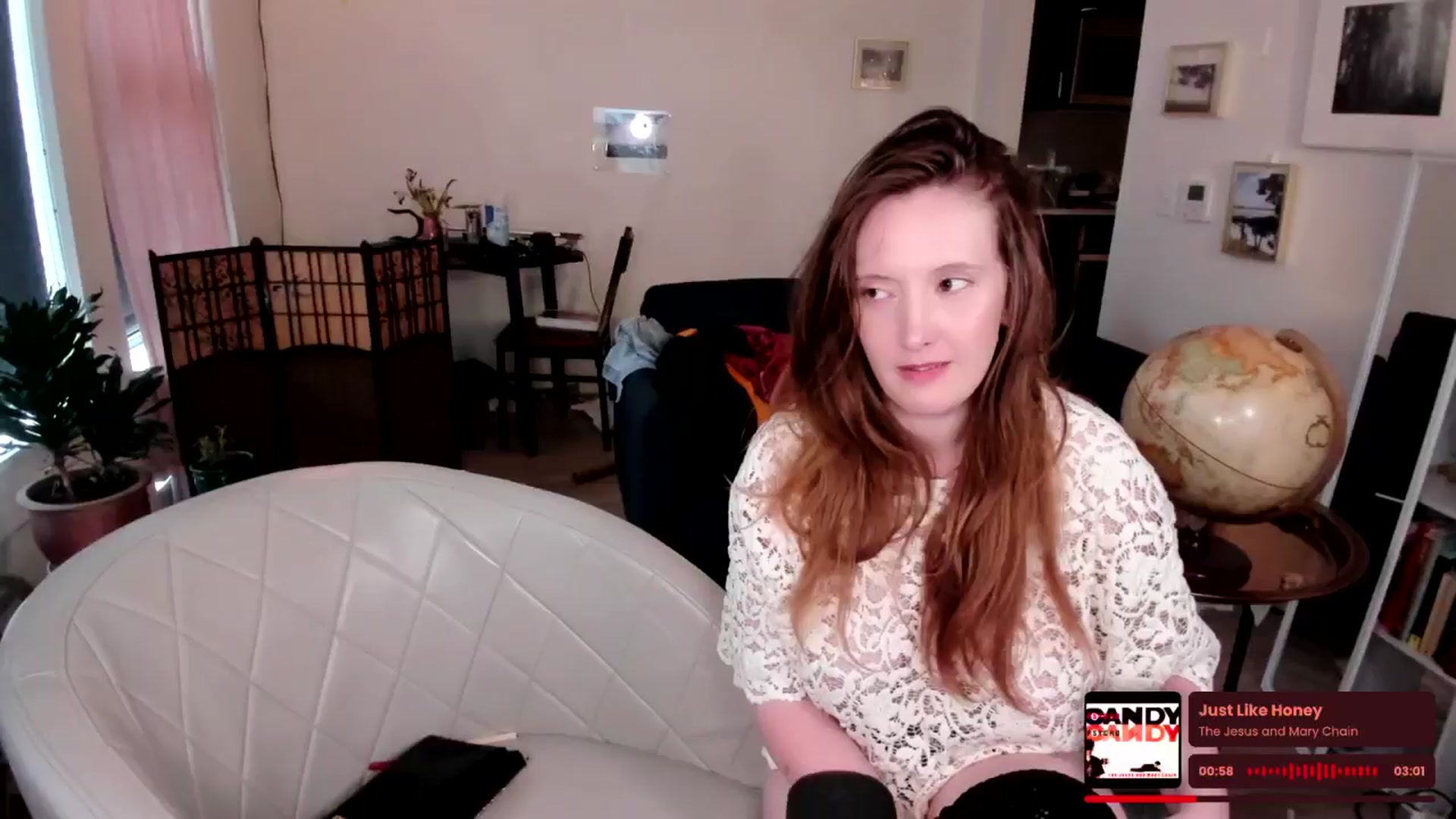 Gallery image thumbnail from consideruby's myfreecams stream on, 03/23/2025, 17:35 image 17 of 20