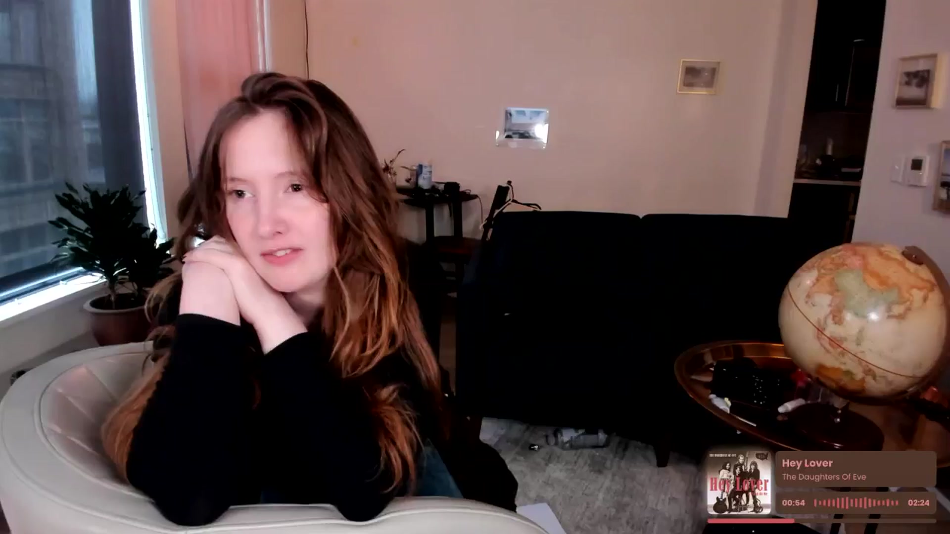 Gallery image thumbnail from consideruby's myfreecams stream on, 03/25/2025, 16:05 image 14 of 20
