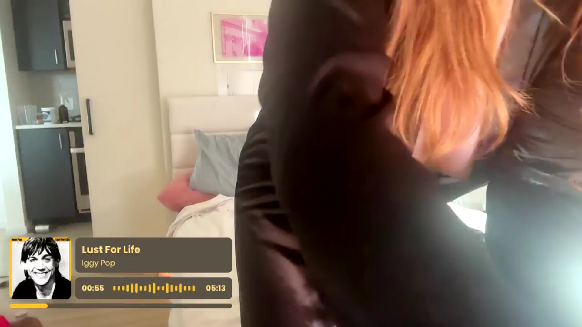 Gallery image thumbnail from consideruby's myfreecams stream on, 04/04/2025, 17:00 image 8 of 20