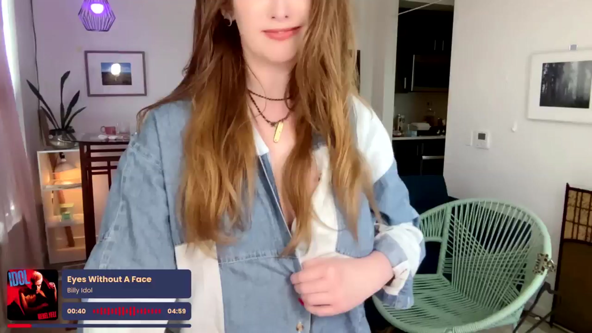 Gallery image thumbnail from consideruby's myfreecams stream on, 05/09/2025, 17:39 image 16 of 20