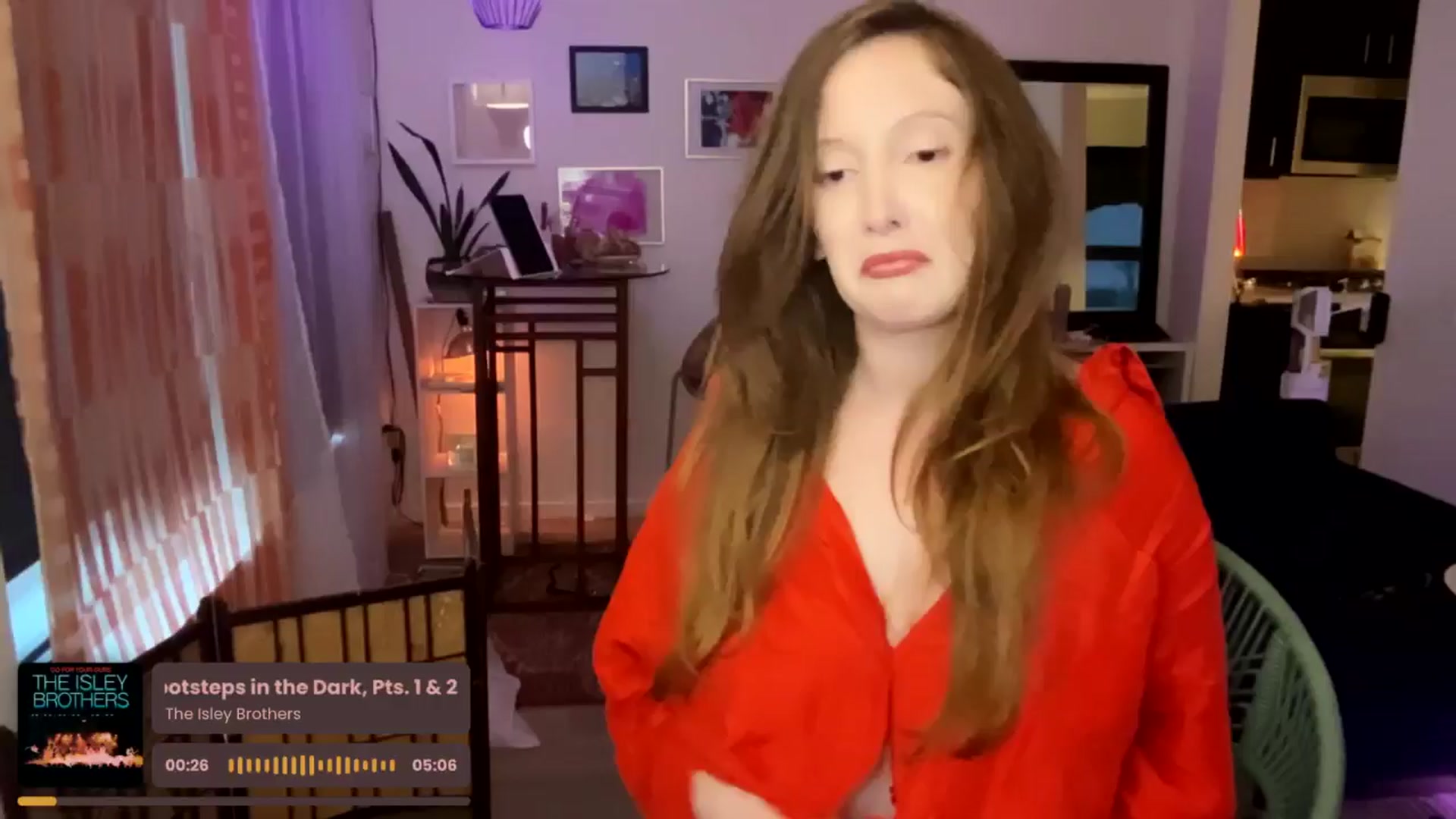 Gallery image thumbnail from consideruby's myfreecams stream on, 05/19/2025, 14:05 image 7 of 20