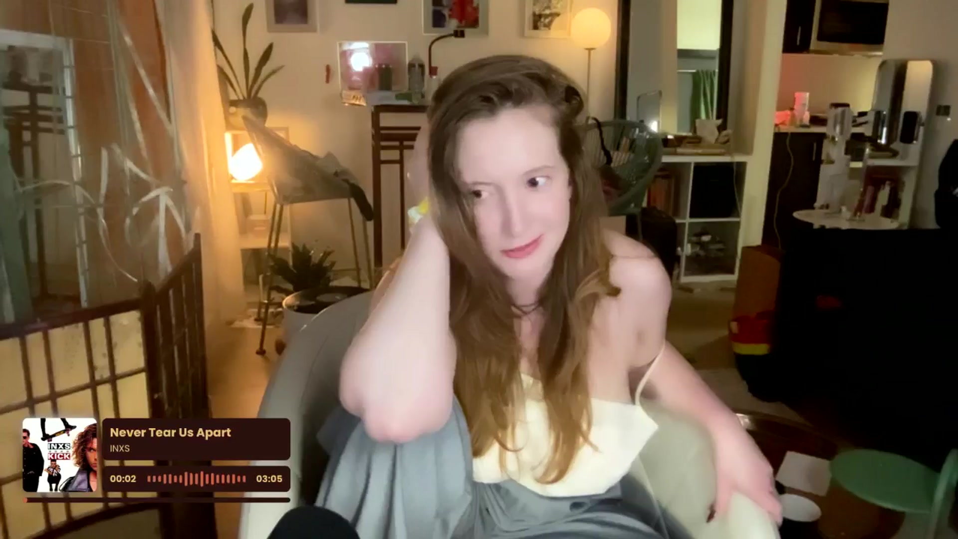 Gallery image thumbnail from consideruby's myfreecams stream on, 05/29/2025, 12:03 image 18 of 20