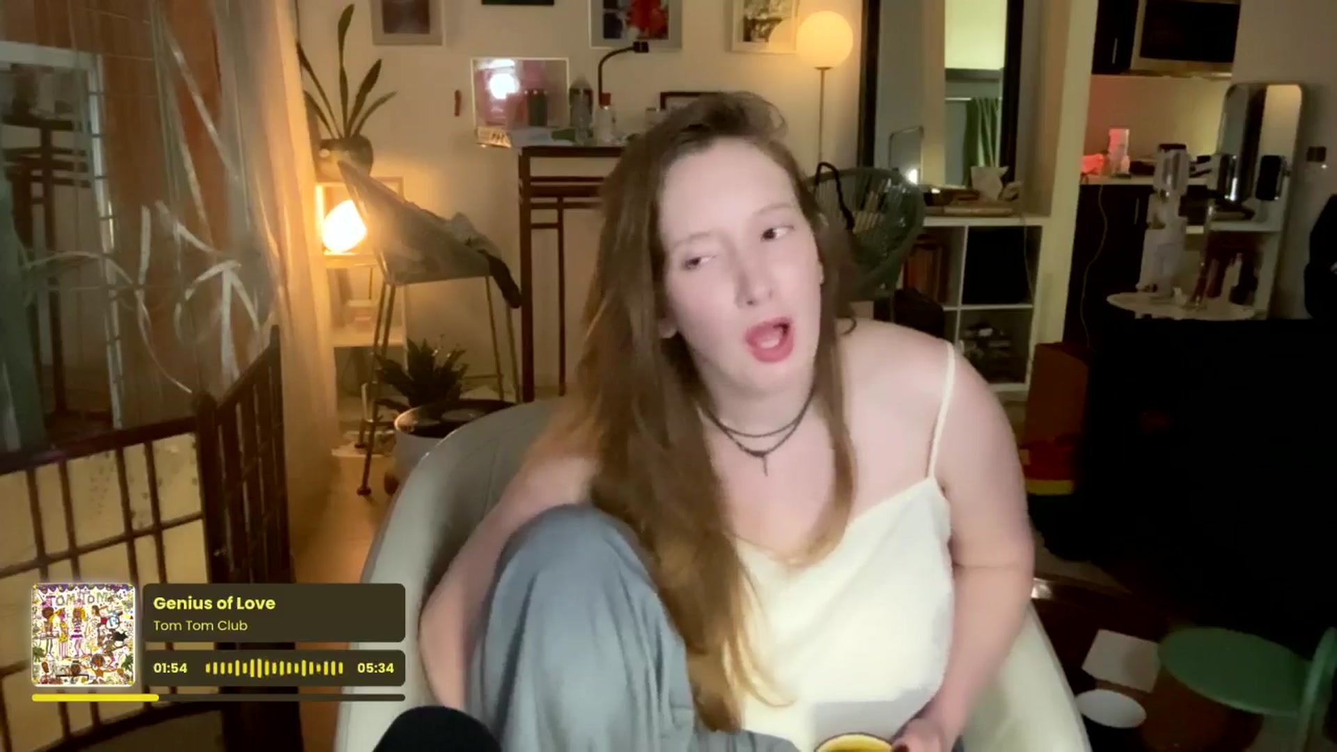Gallery image thumbnail from consideruby's myfreecams stream on, 05/29/2025, 12:03 image 19 of 20