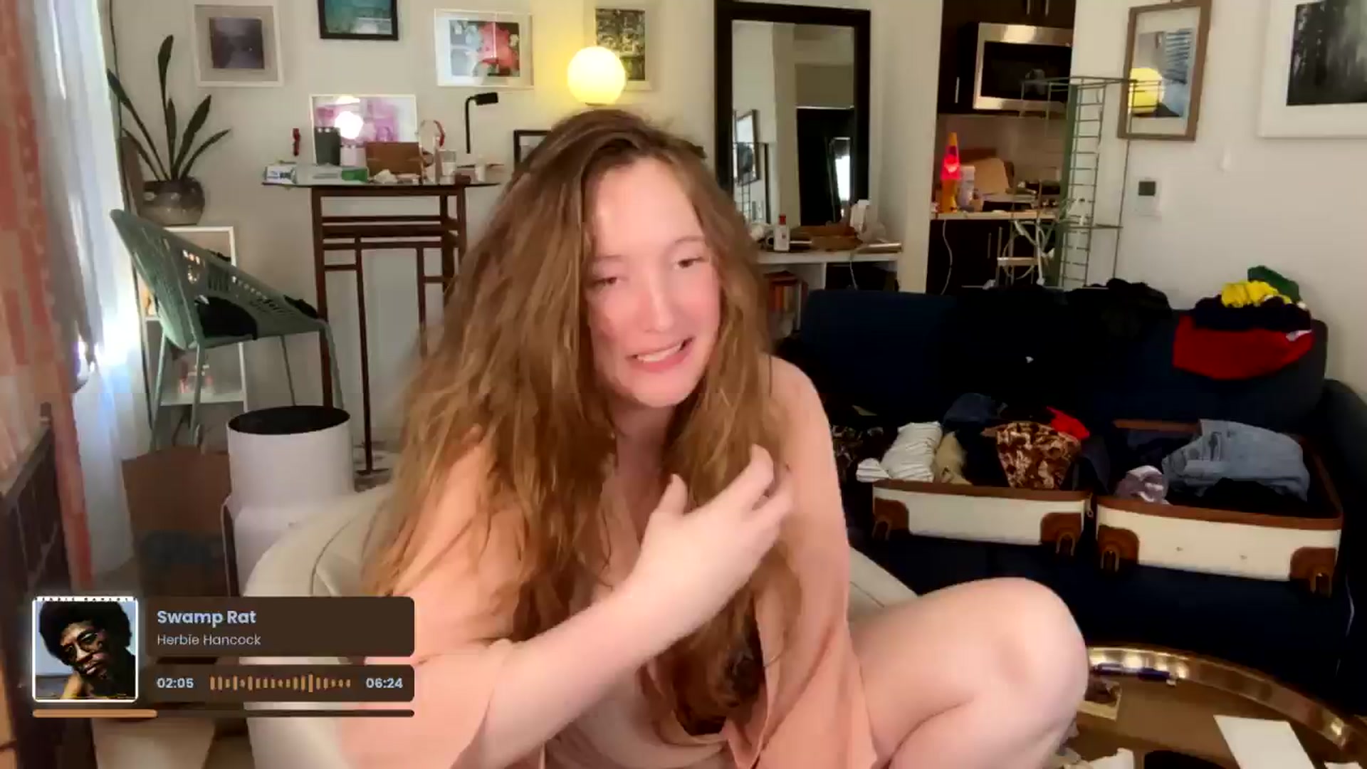 Gallery image thumbnail from consideruby's myfreecams stream on, 06/02/2025, 18:39 image 11 of 20