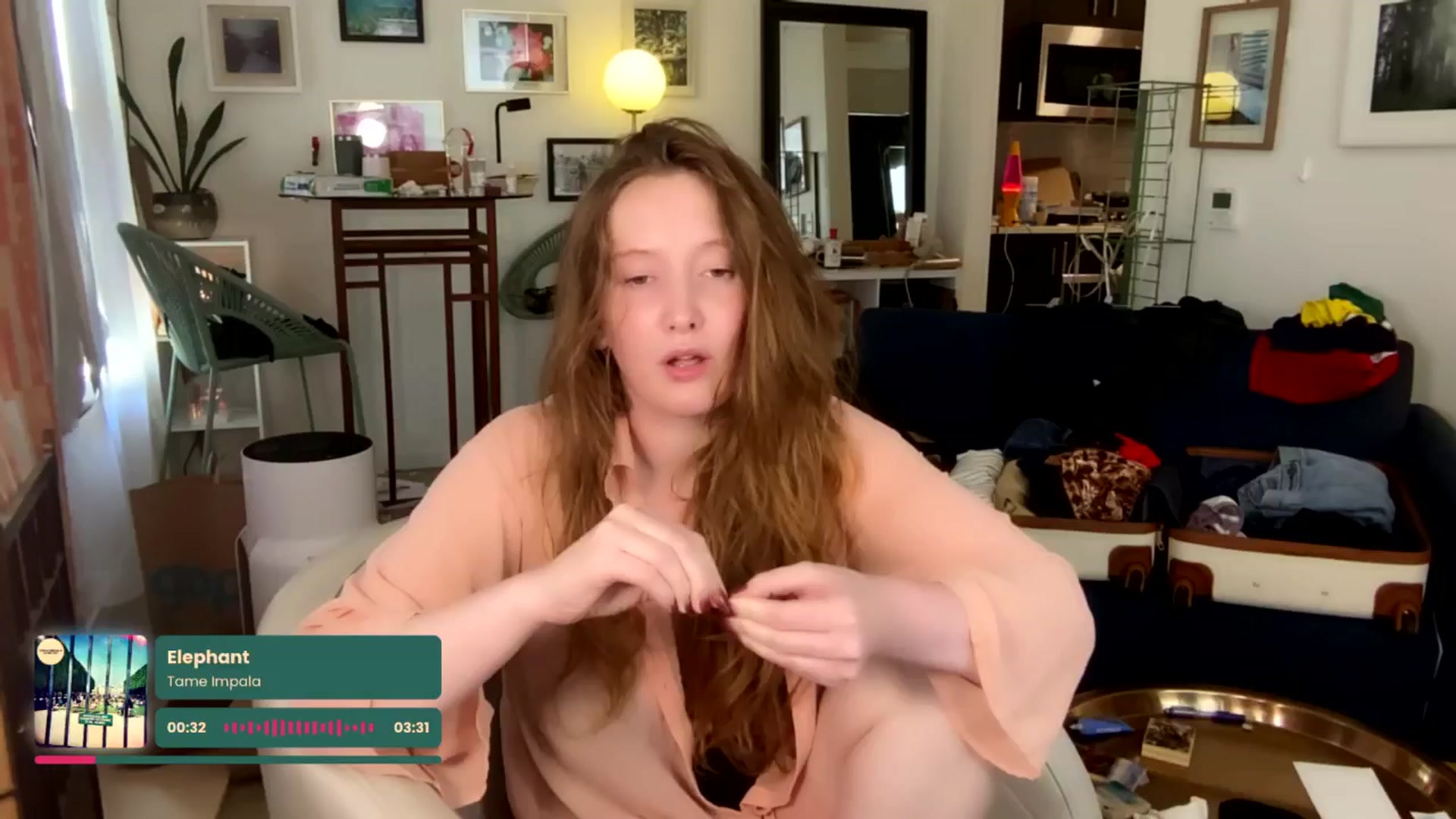 Gallery image thumbnail from consideruby's myfreecams stream on, 06/02/2025, 18:39 image 8 of 20
