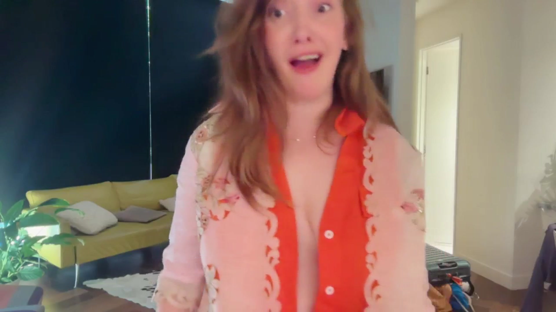 Gallery image thumbnail from consideruby's myfreecams stream on, 08/09/2025, 04:08 image 3 of 20