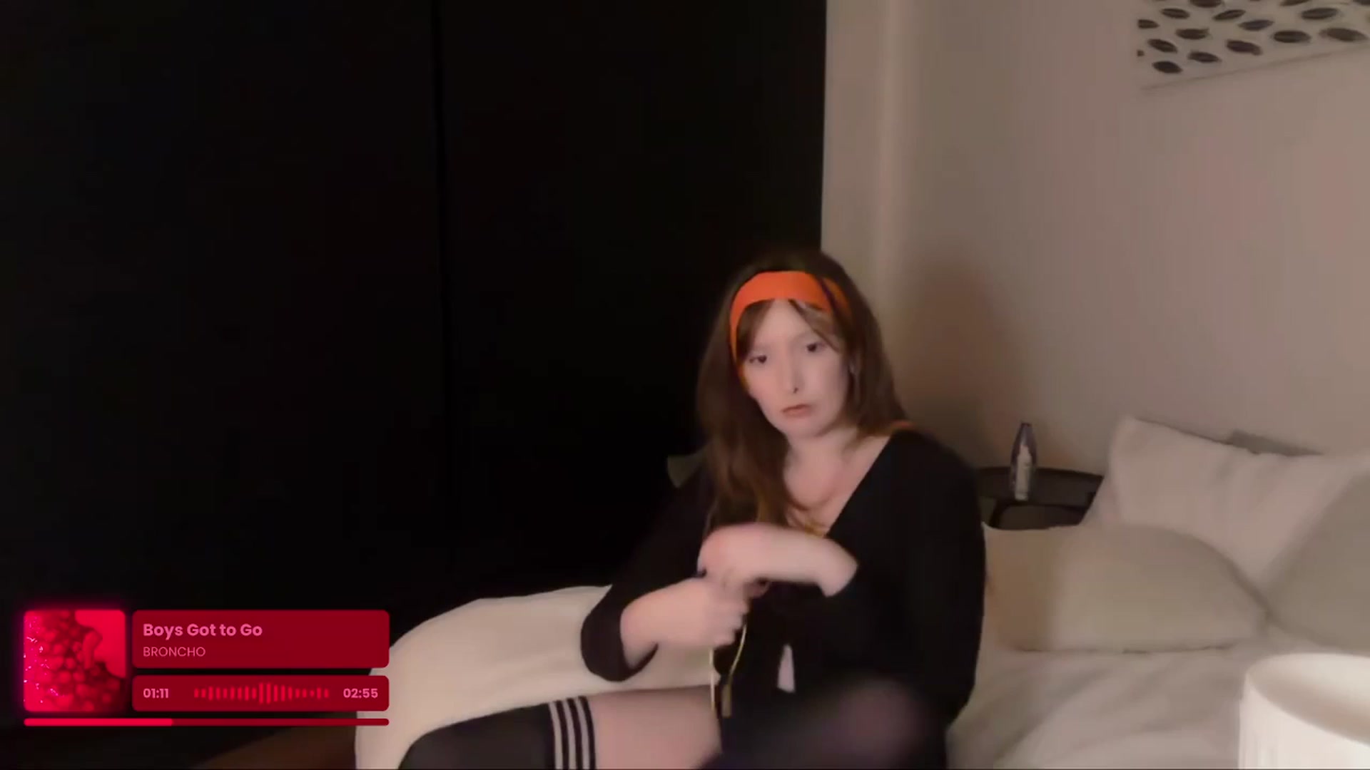 Gallery image thumbnail from consideruby's myfreecams stream on, 08/11/2025, 18:54 image 13 of 20