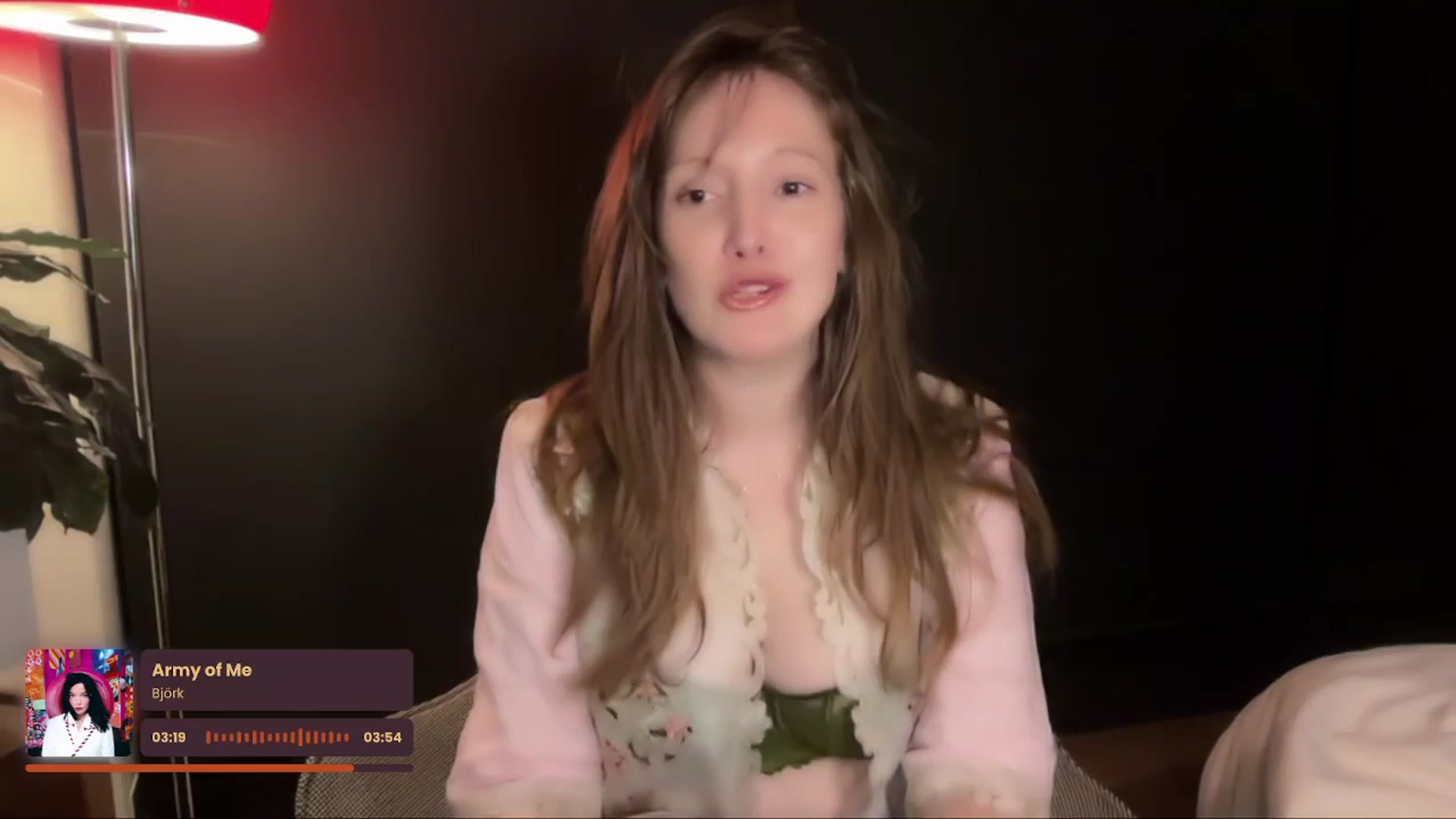 Gallery image thumbnail from consideruby's myfreecams stream on, 08/11/2025, 21:11 image 9 of 20