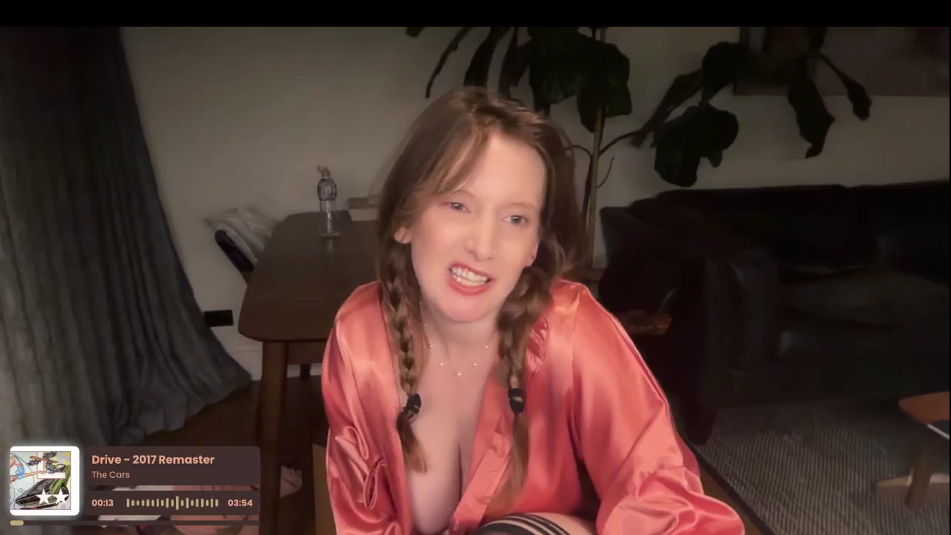 Gallery image thumbnail from consideruby's myfreecams stream on, 08/19/2025, 15:38 image 10 of 20