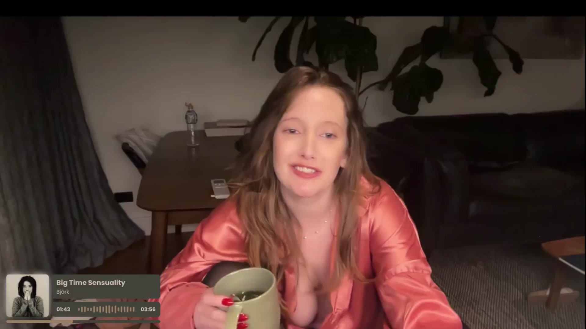 Gallery image thumbnail from consideruby's myfreecams stream on, 08/19/2025, 15:38 image 11 of 20