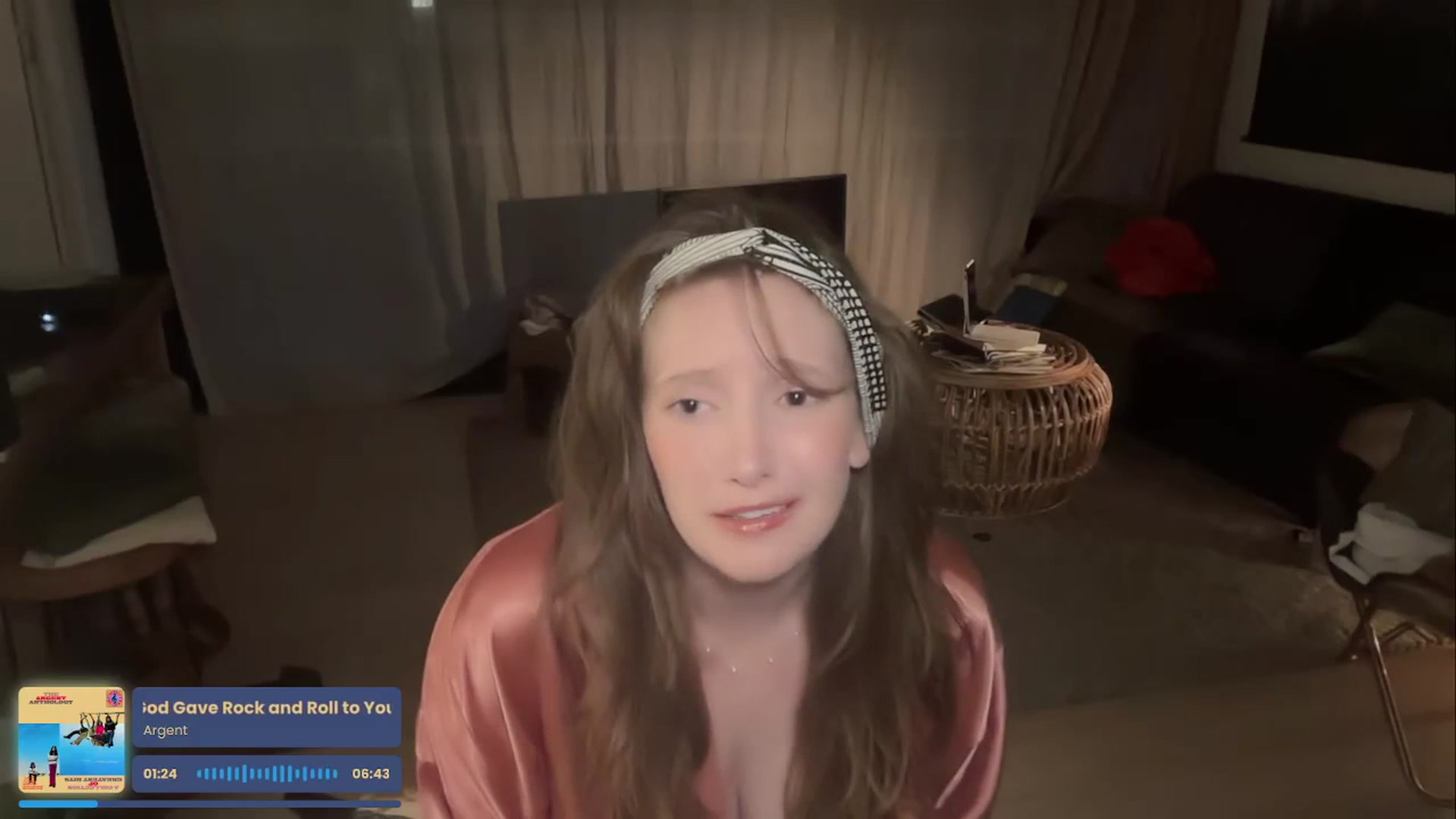 Gallery image thumbnail from consideruby's myfreecams stream on, 08/29/2025, 21:51 image 5 of 20