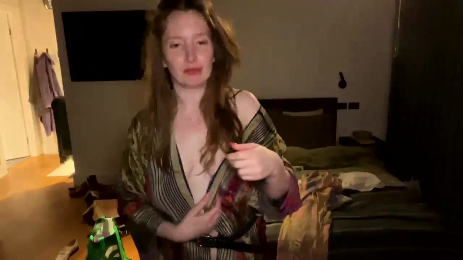 Gallery image thumbnail from consideruby's myfreecams stream on, 09/03/2025, 13:15 image 16 of 20
