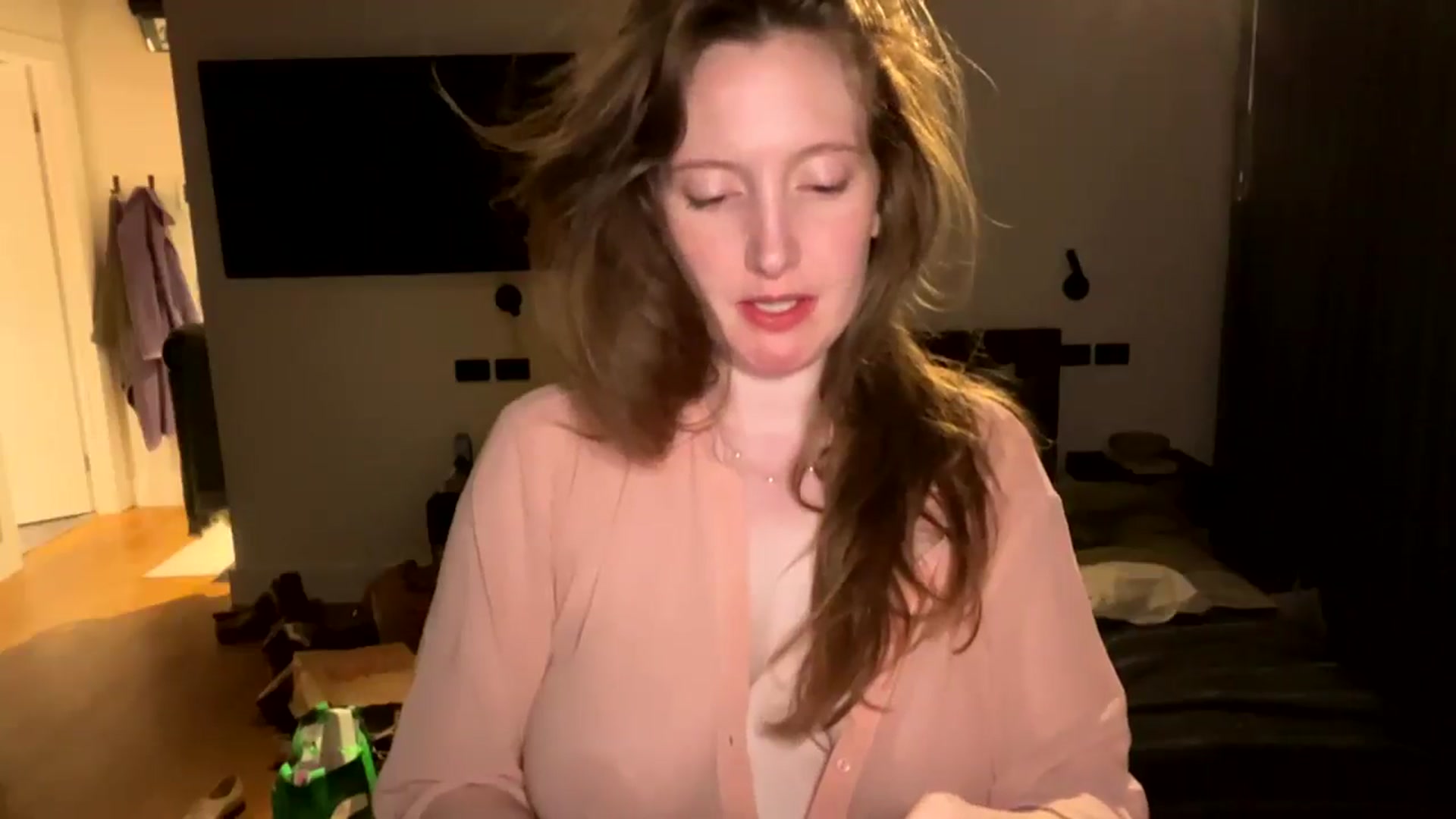 Gallery image thumbnail from consideruby's myfreecams stream on, 09/03/2025, 13:15 image 19 of 20