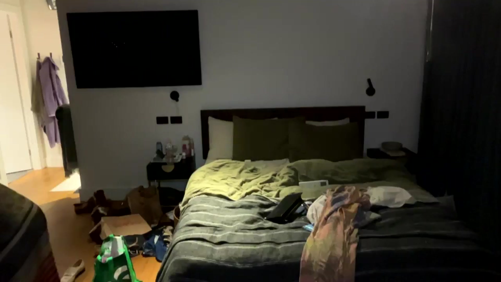 Gallery image thumbnail from consideruby's myfreecams stream on, 09/03/2025, 13:15 image 17 of 20