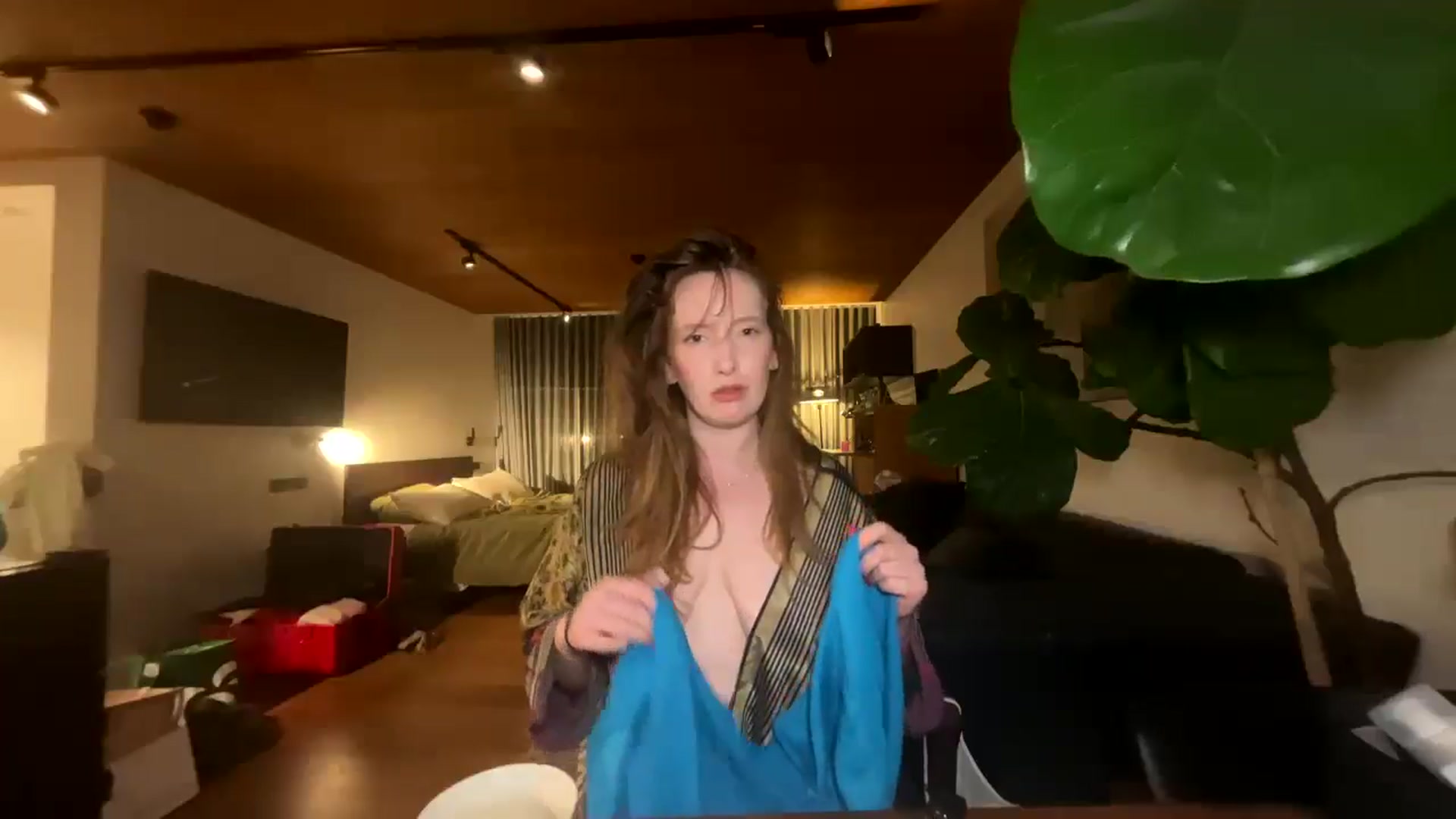 Gallery image thumbnail from consideruby's myfreecams stream on, 09/05/2025, 19:00 image 13 of 20